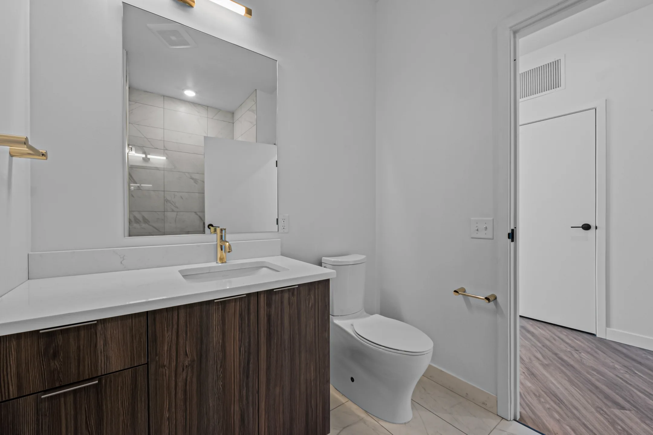 Bathroom - Carraway Apartments - Denver, CO
