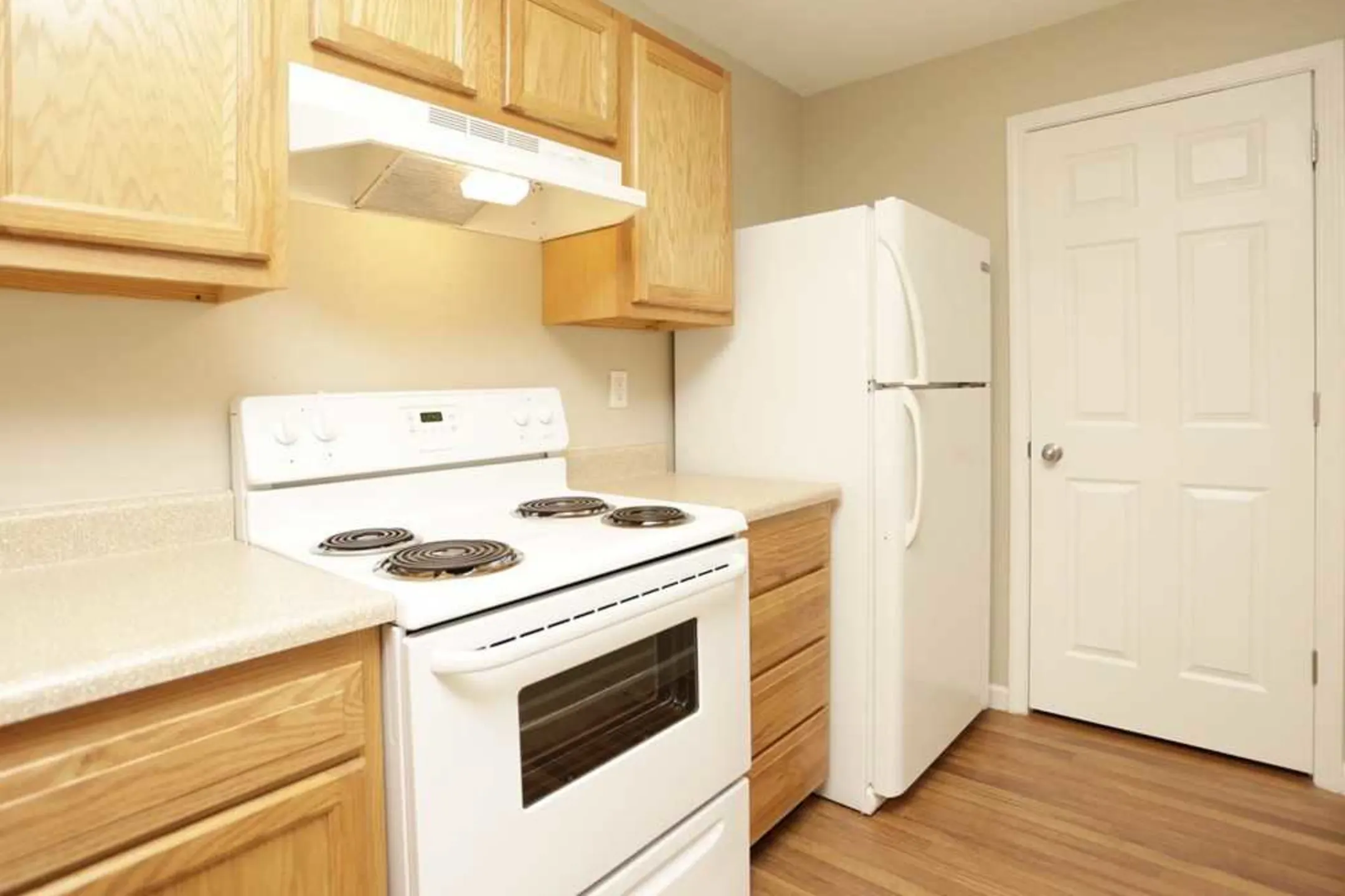 Kitchen - The Preserve At Fir Road - Mishawaka, IN
