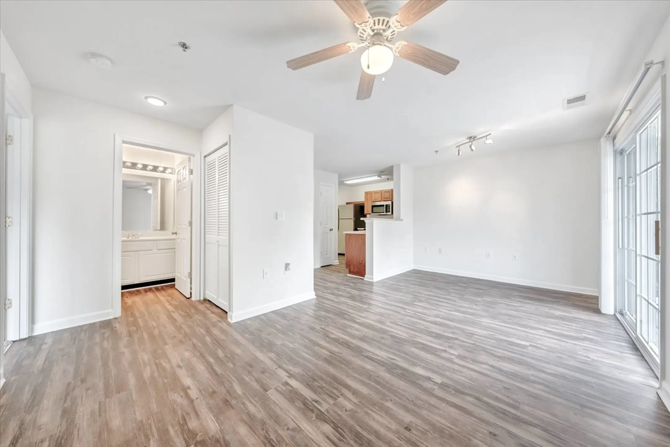Dining Room - Enclave at Midlothian Village - Midlothian, VA