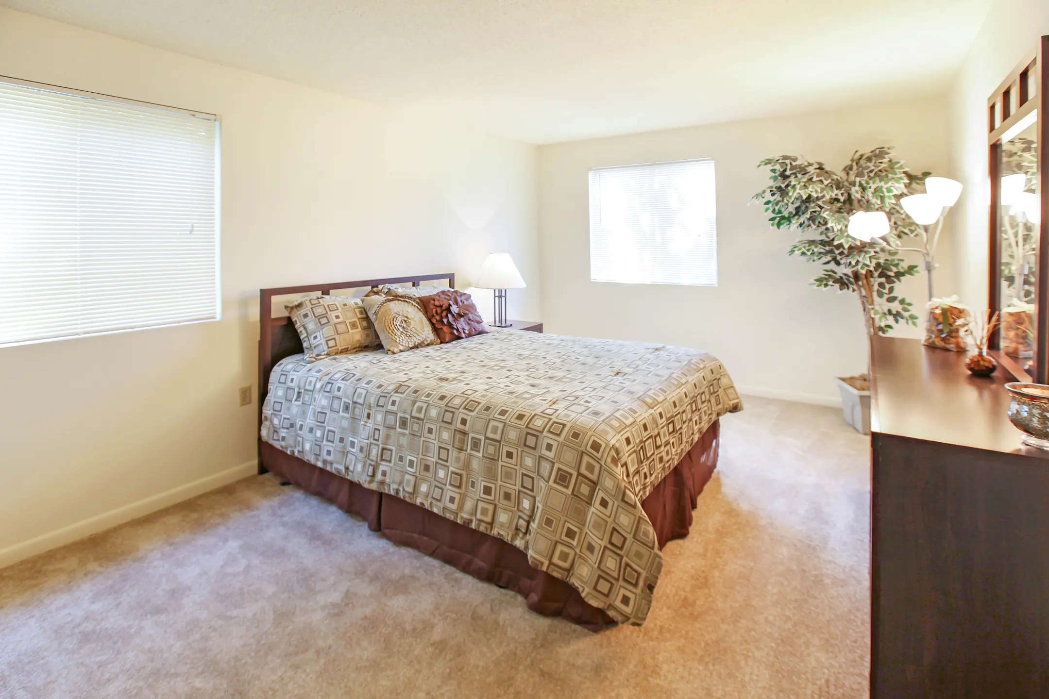 Woodview Terrace Apartments Knoxville, TN 37909