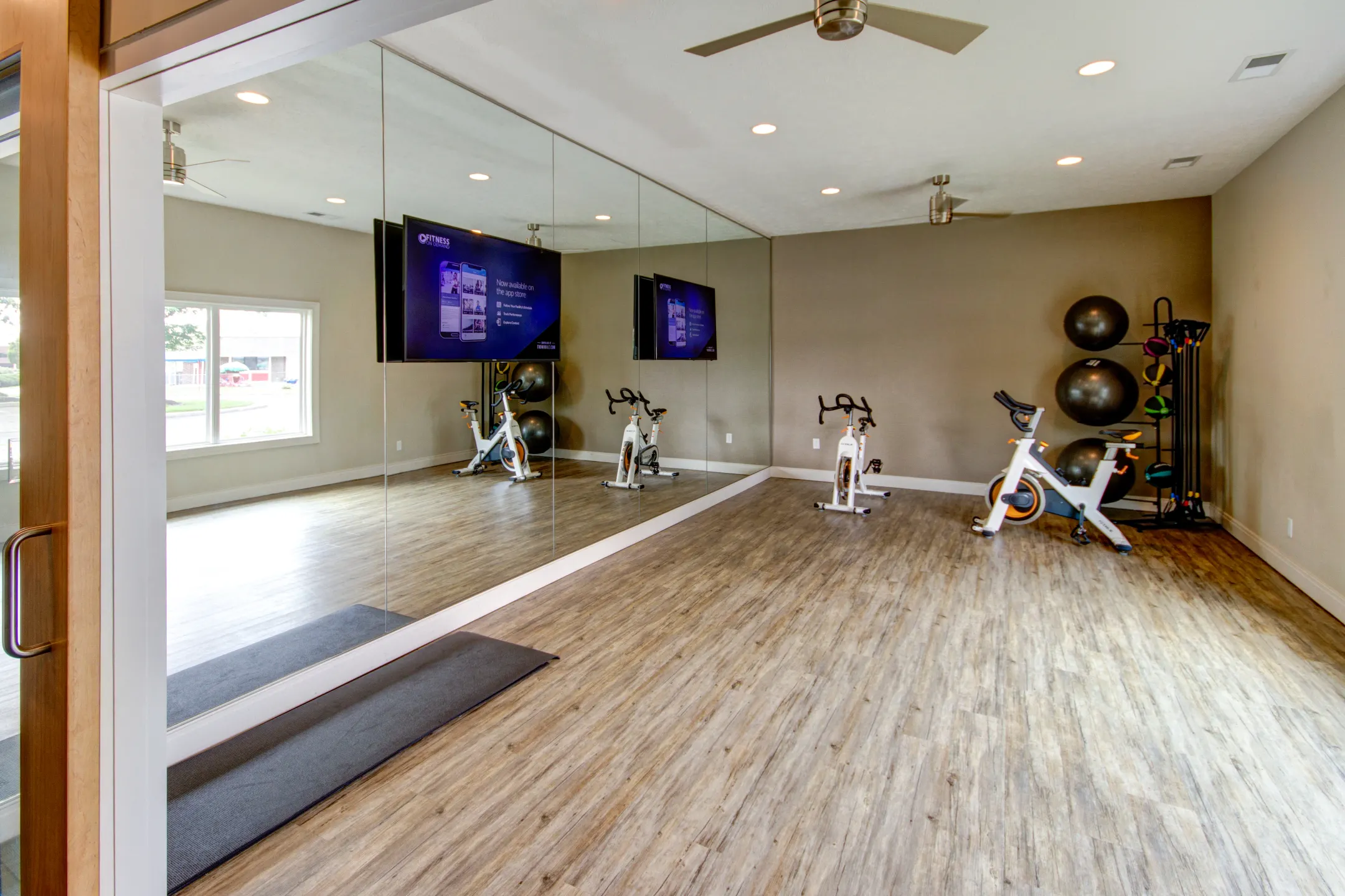 Fitness Weight Room - Woods of Castleton - Indianapolis, IN