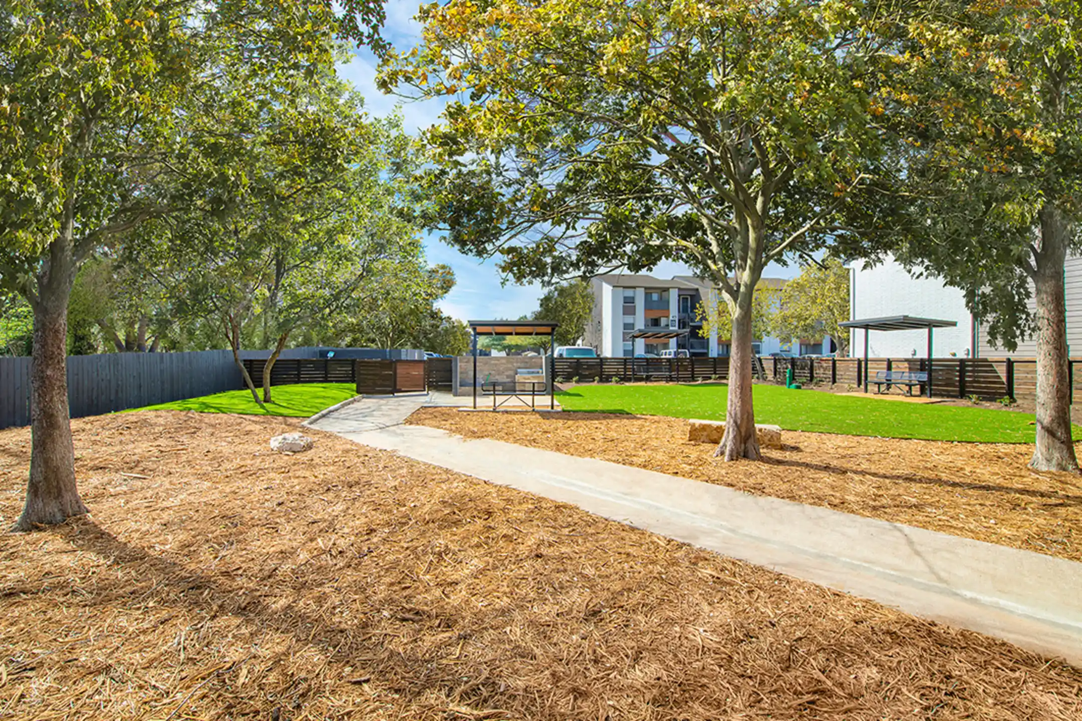 MAA East Austin 6600 Ed Bluestein Blvd Austin, TX Apartments for