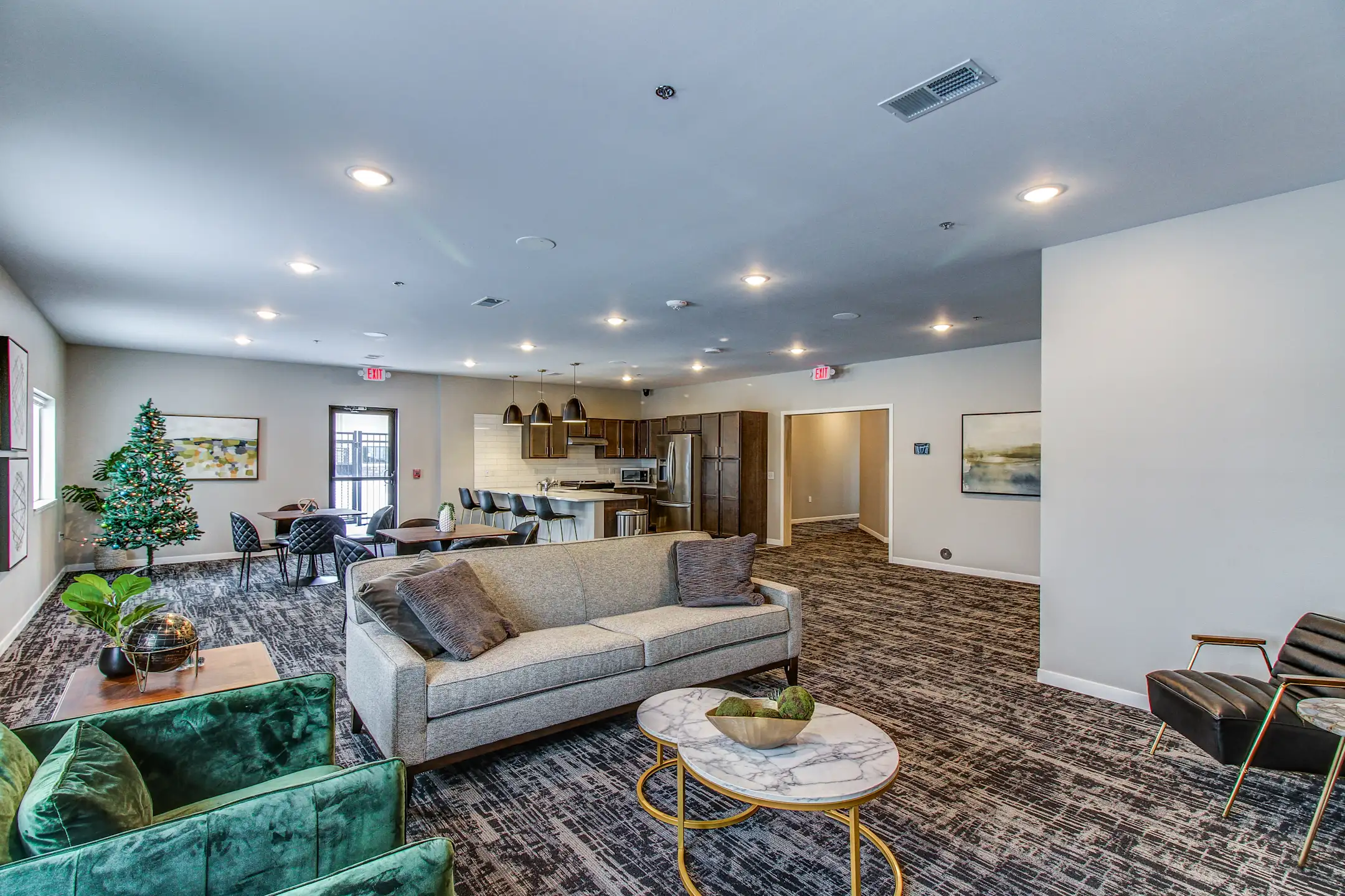 Living Room - Grand Prairie Apartments - Sioux Falls, SD