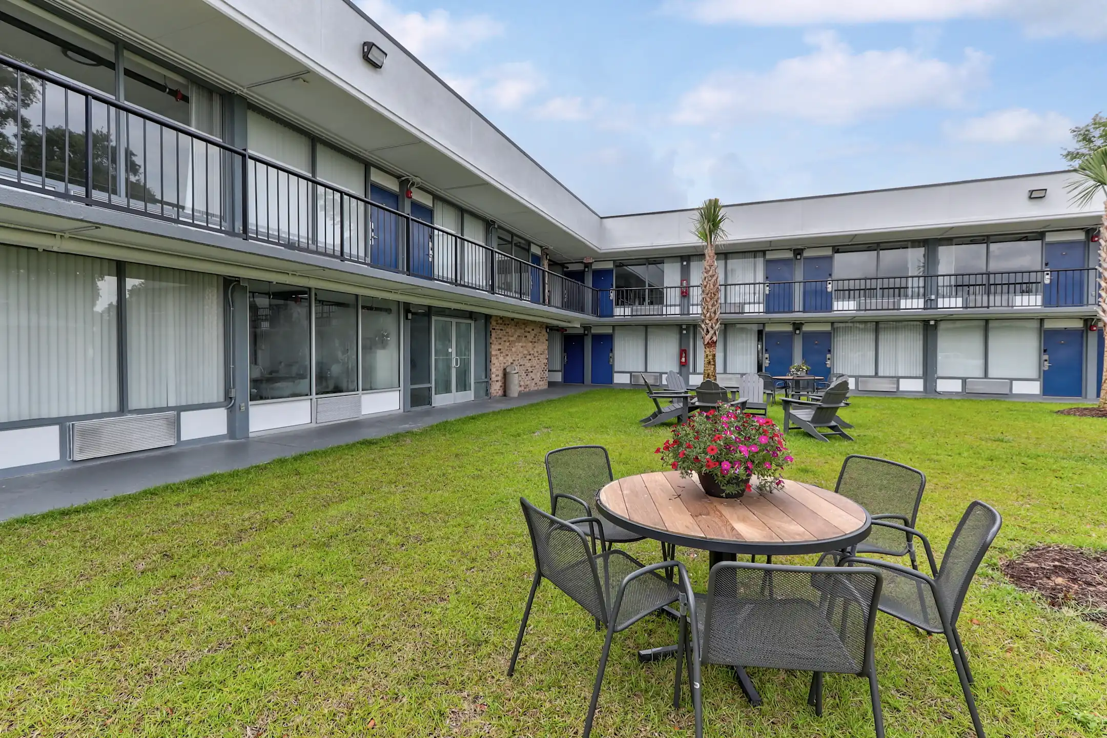 Vivo Living Port Royal 1660 Ribaut Road Port Royal, SC Apartments for Rent Rent.