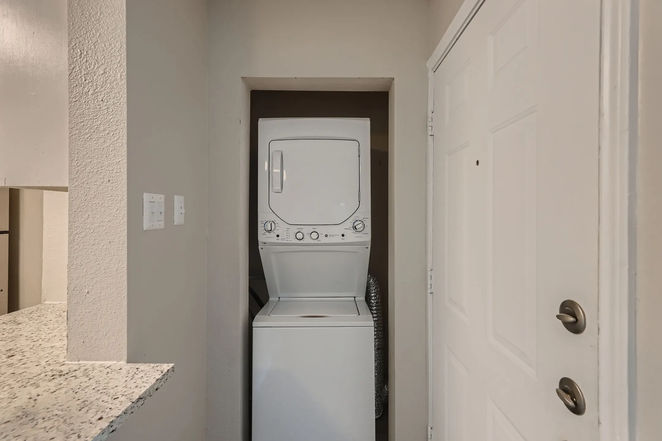 Fieldcrest Apartments Carrollton, TX 75010