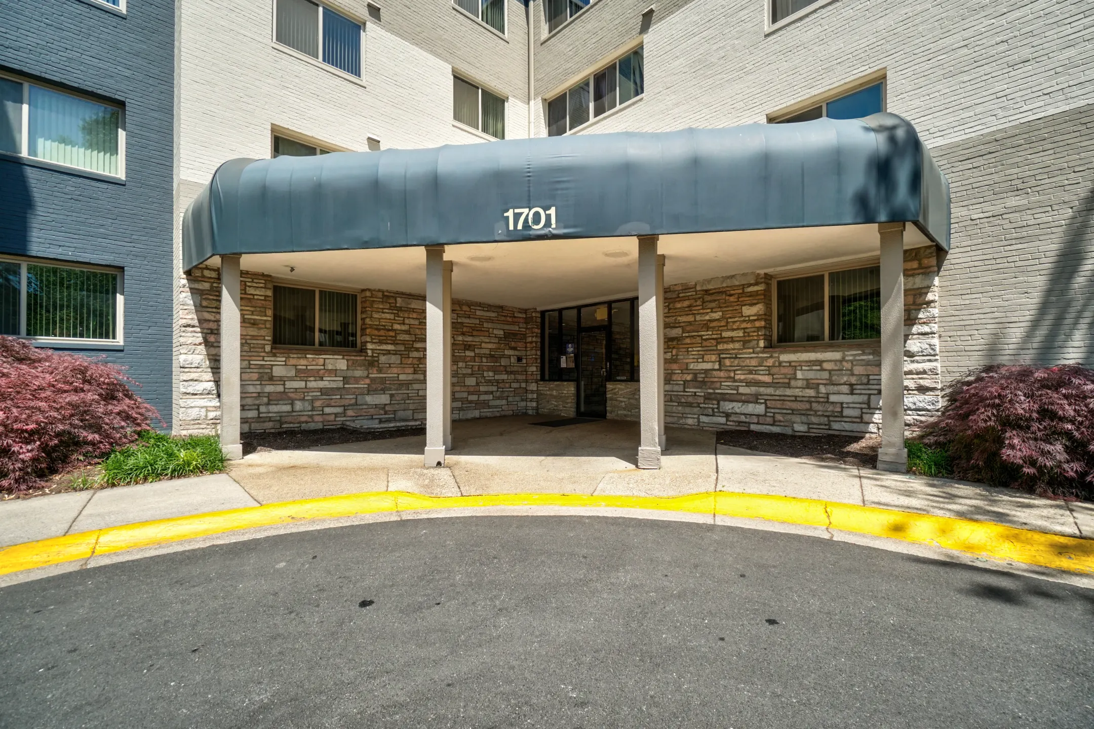 Summit Hills - 1701 E West Hwy | Silver Spring, MD Apartments for Rent ...