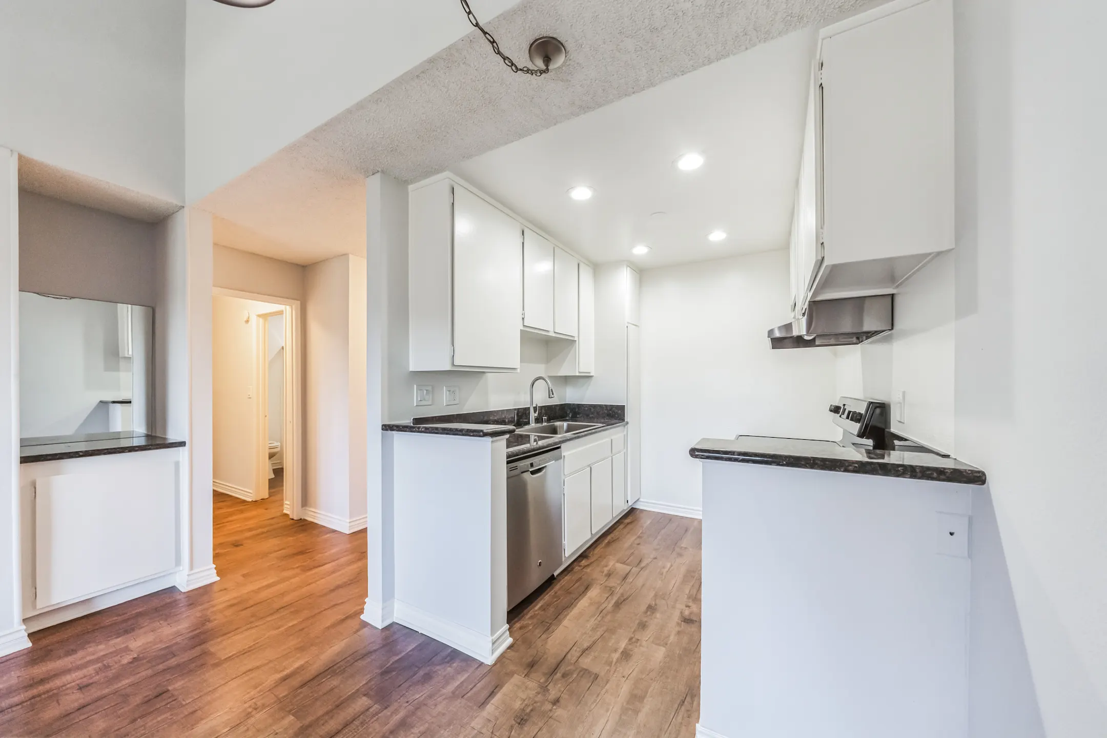 Woodbriar Apartments Apartments Downey, CA 90241