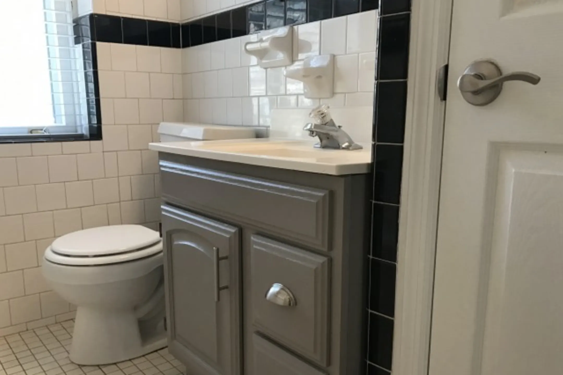 Bathroom - The Square at Trolley - Wilmington, DE
