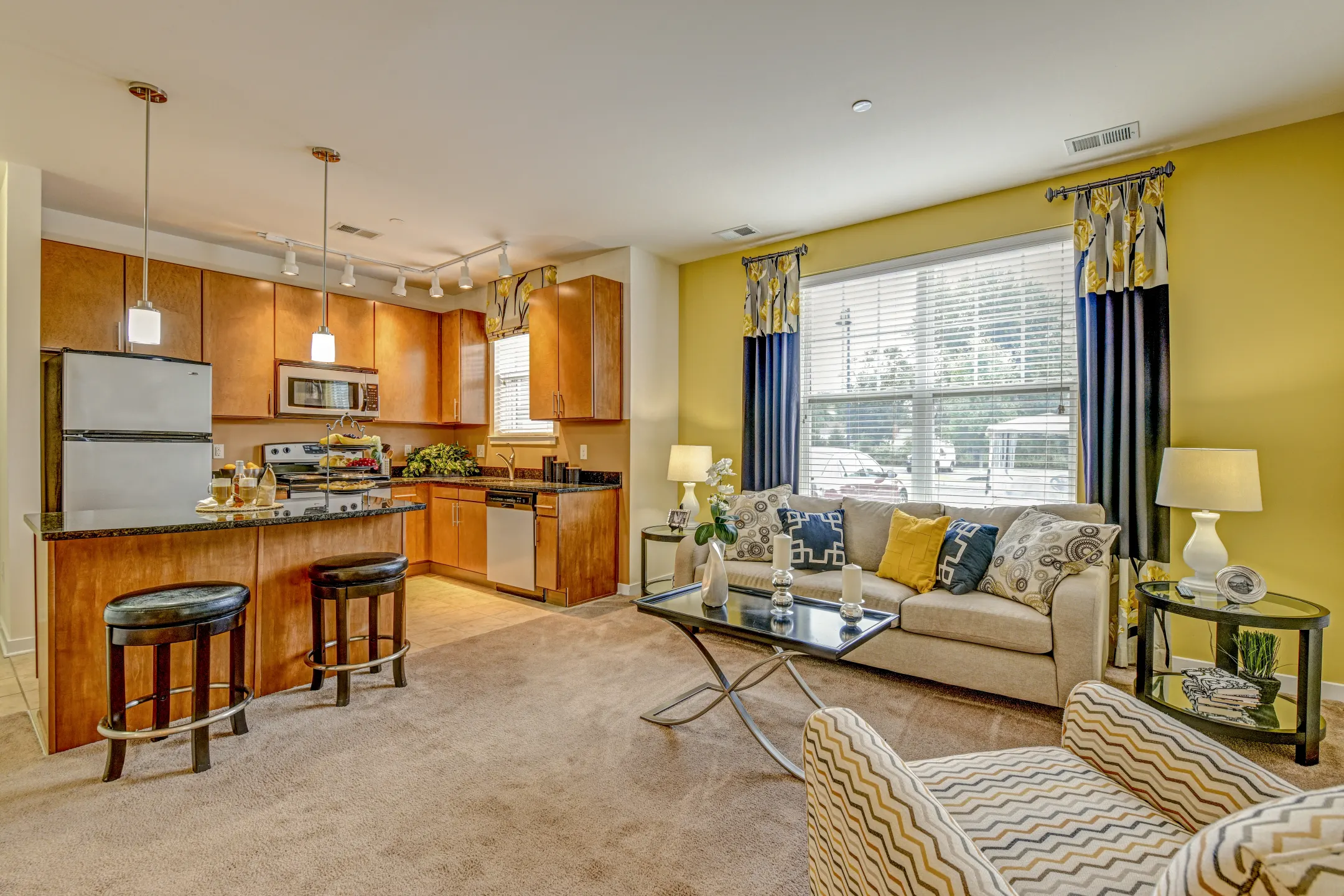 Living Room - Dwell Luxury Apartments - Cherry Hill, NJ