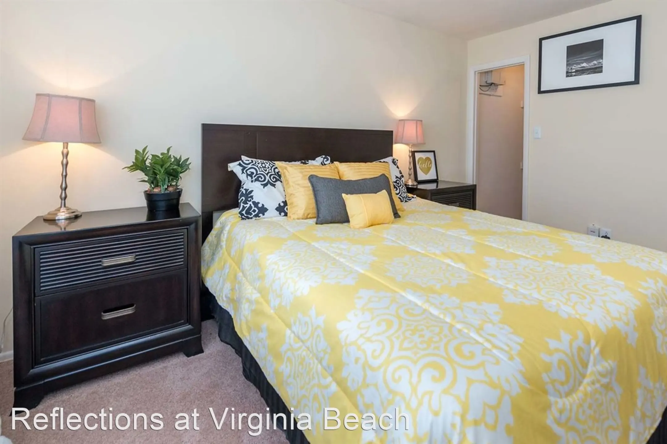 Bedroom - Reflections at Virginia Beach - Virginia Beach, VA