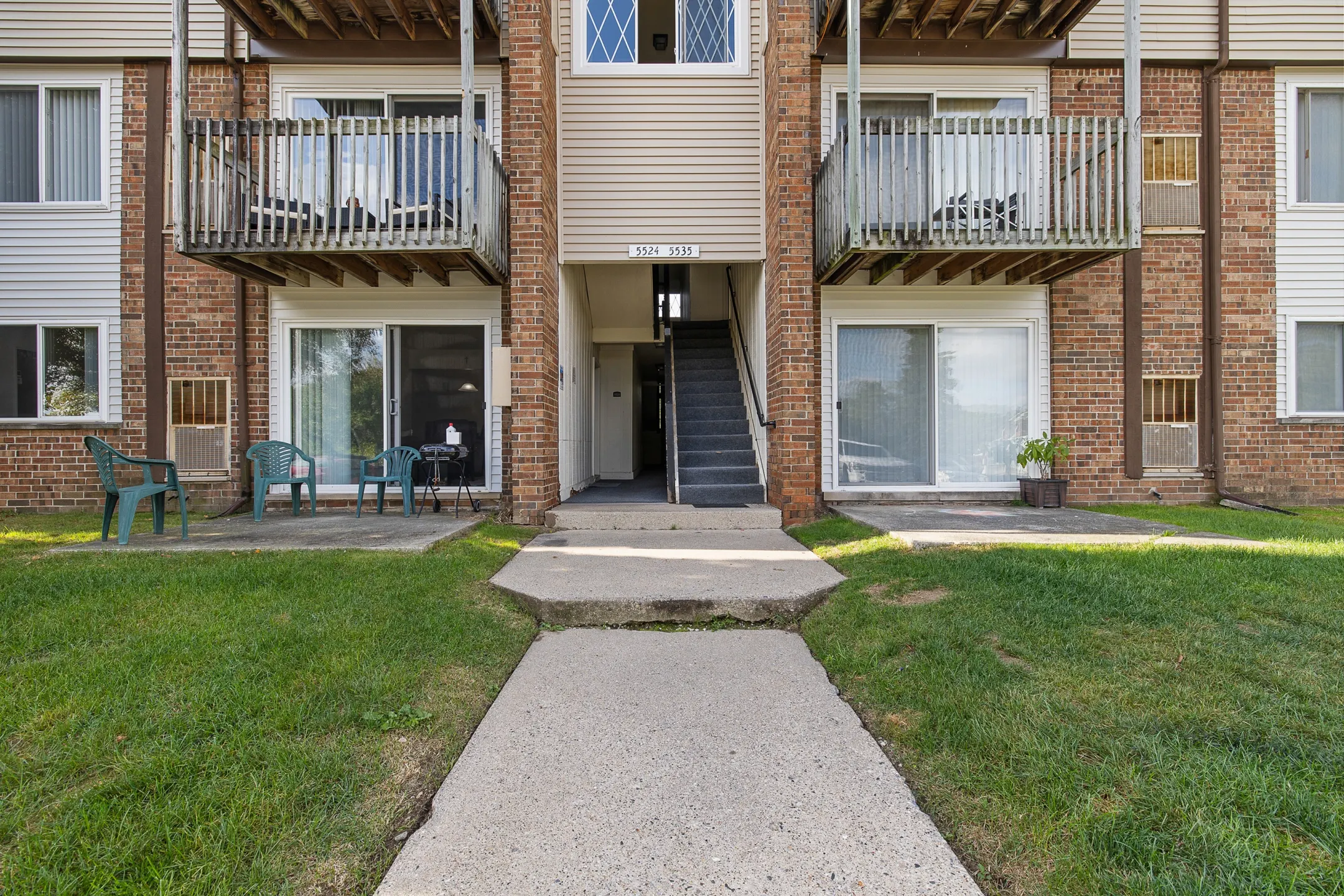 Maplebrook Village Apartments