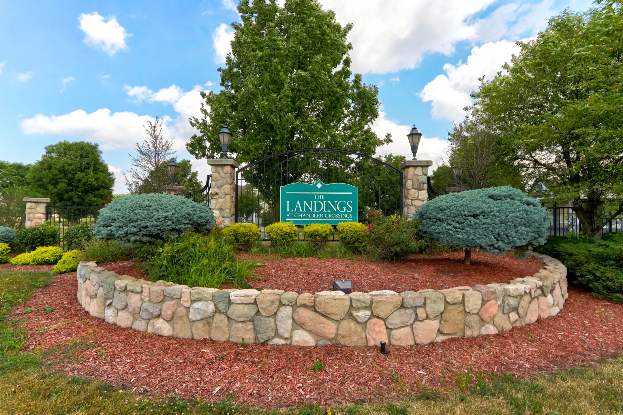 The Landings at Chandler Crossings - Lease by the Bedroom - 16789 ...