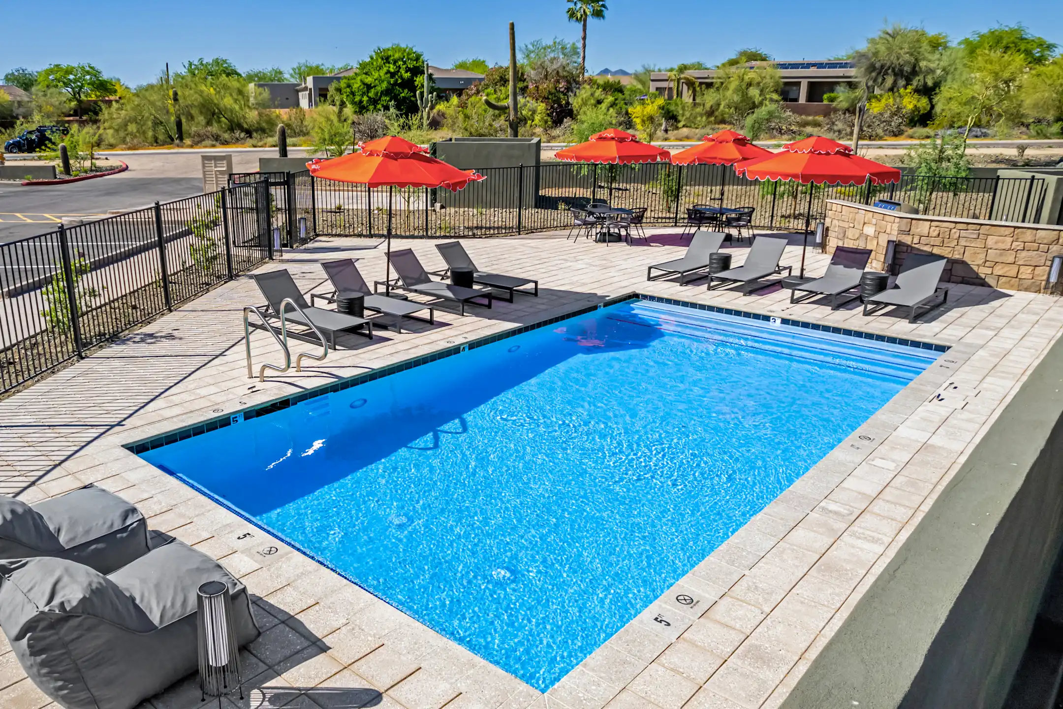 macallister-pinnacle-vista-apartments-scottsdale-az-85266
