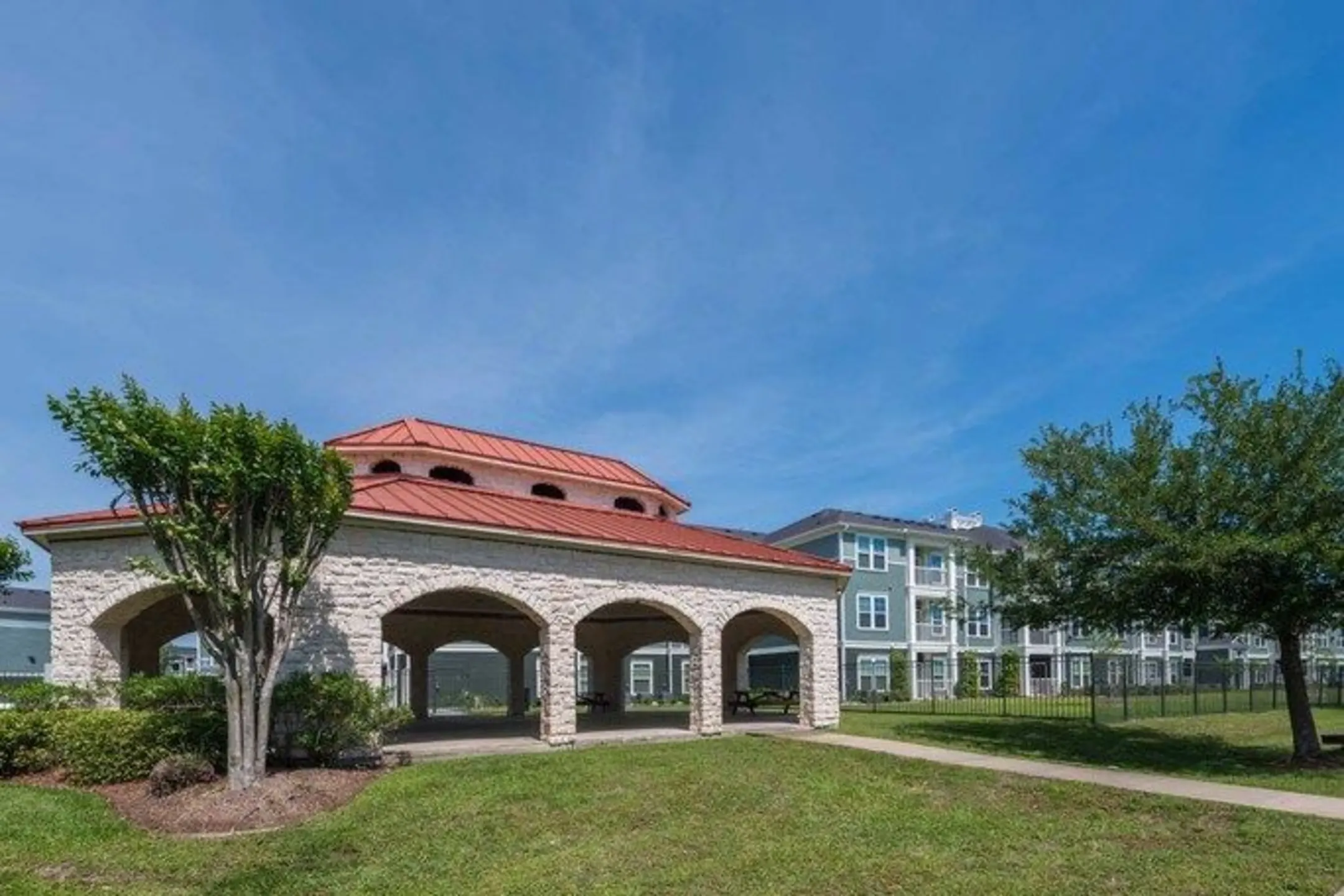 Southfork Lake Apartments 3333 Southfork Parkway Manvel, TX