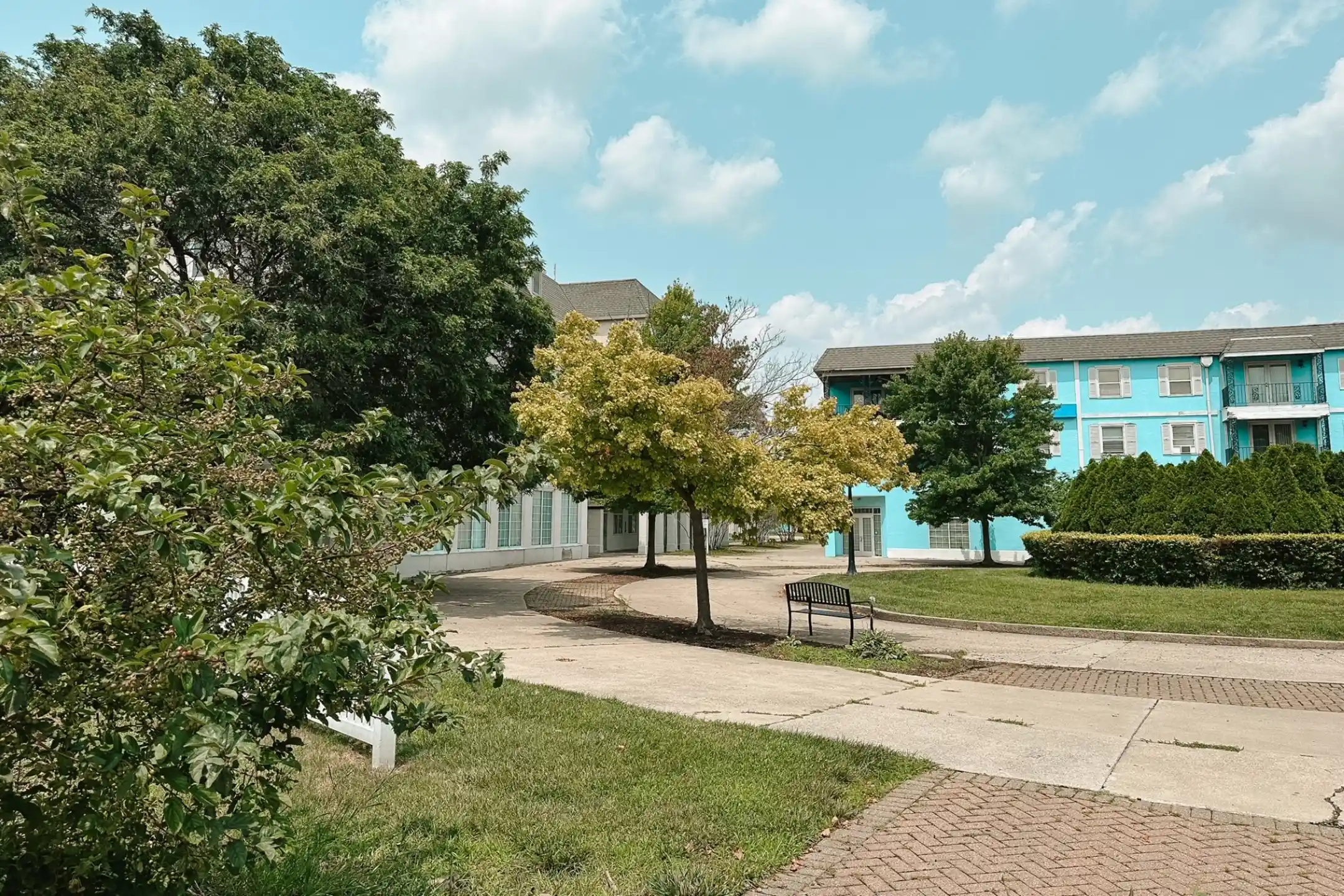Apartments On Busch Blvd