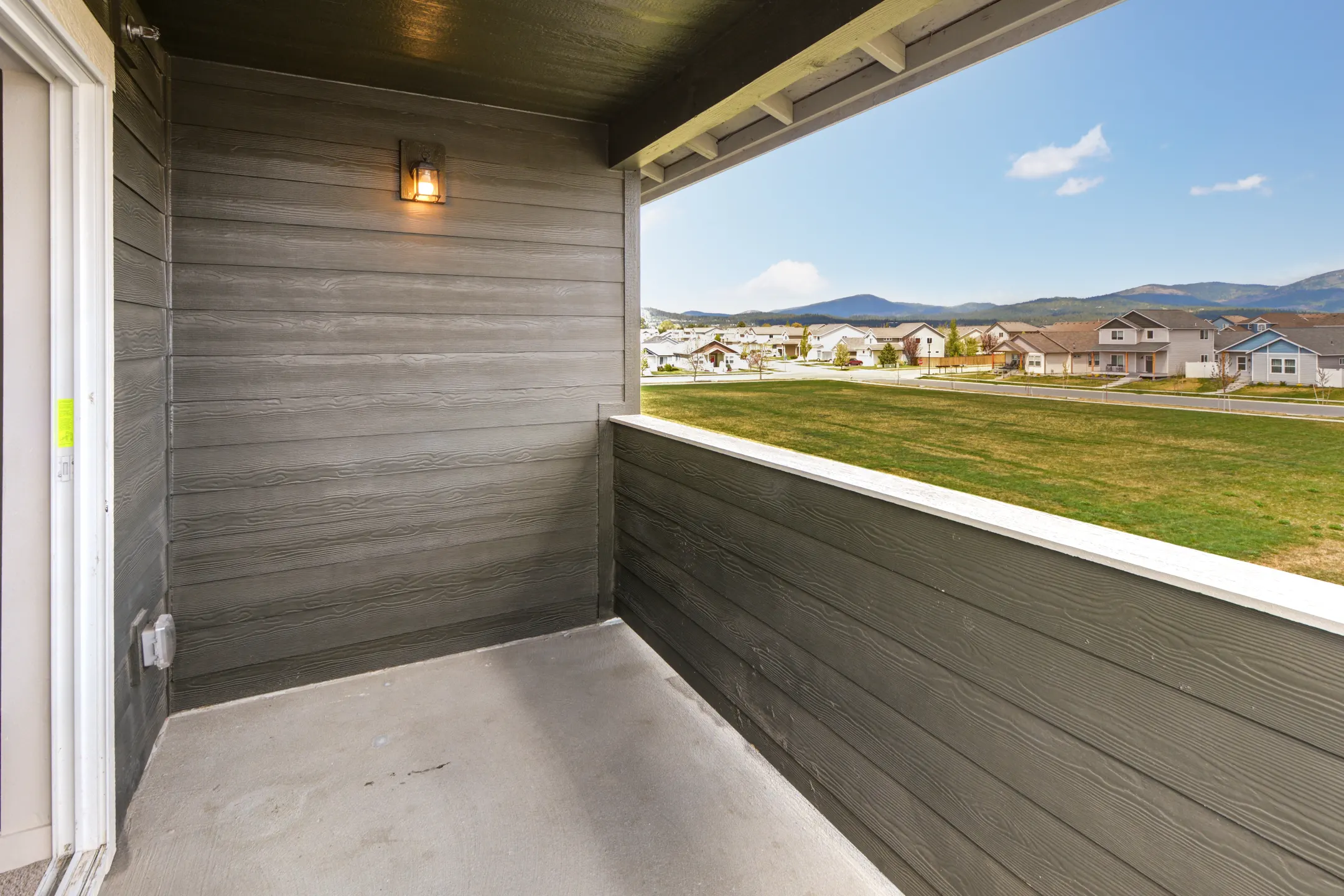 Patio / Deck - Crown Pointe Apartments - Post Falls, ID