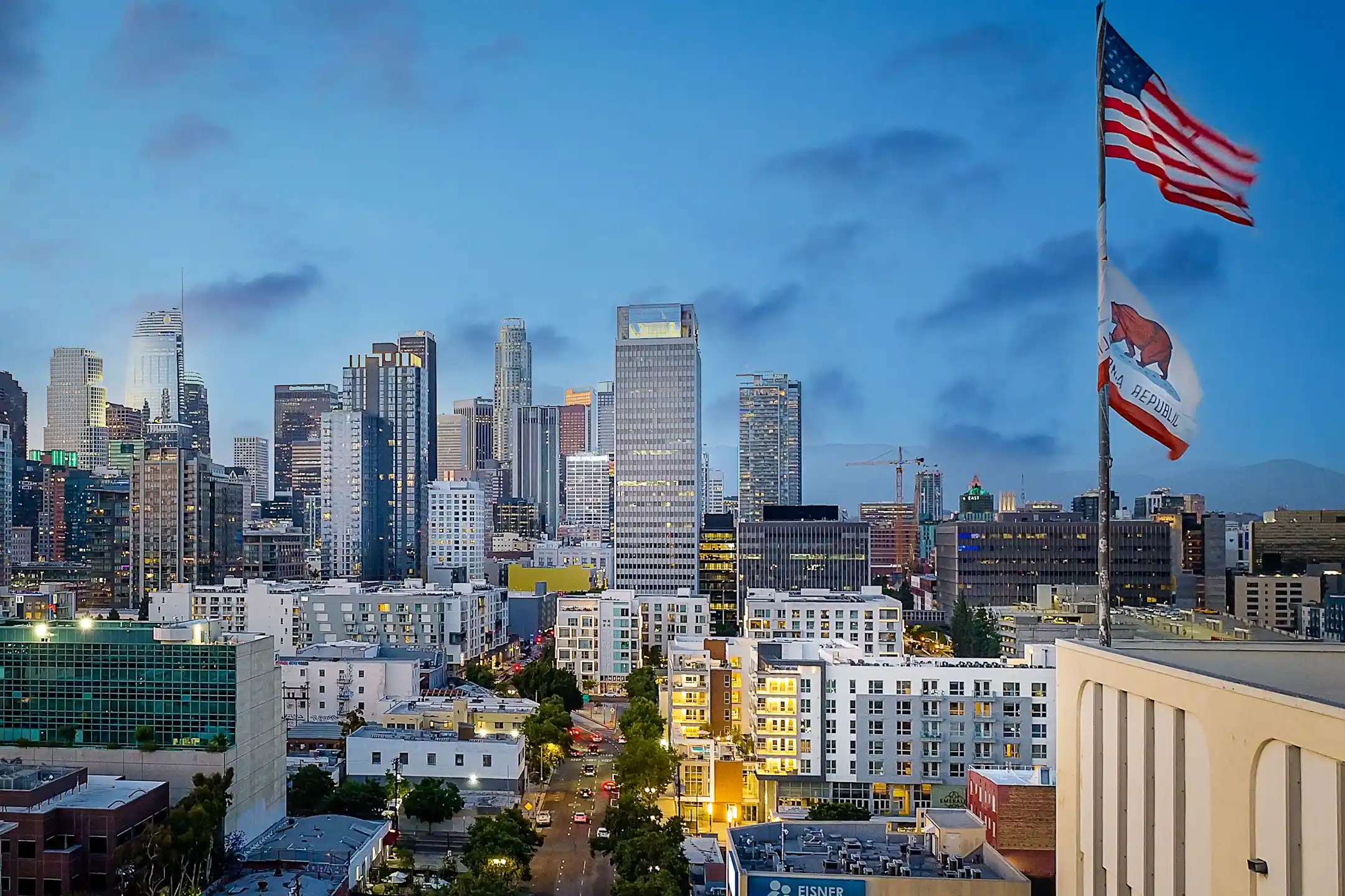 Building - Emerald Apartments - Los Angeles, CA