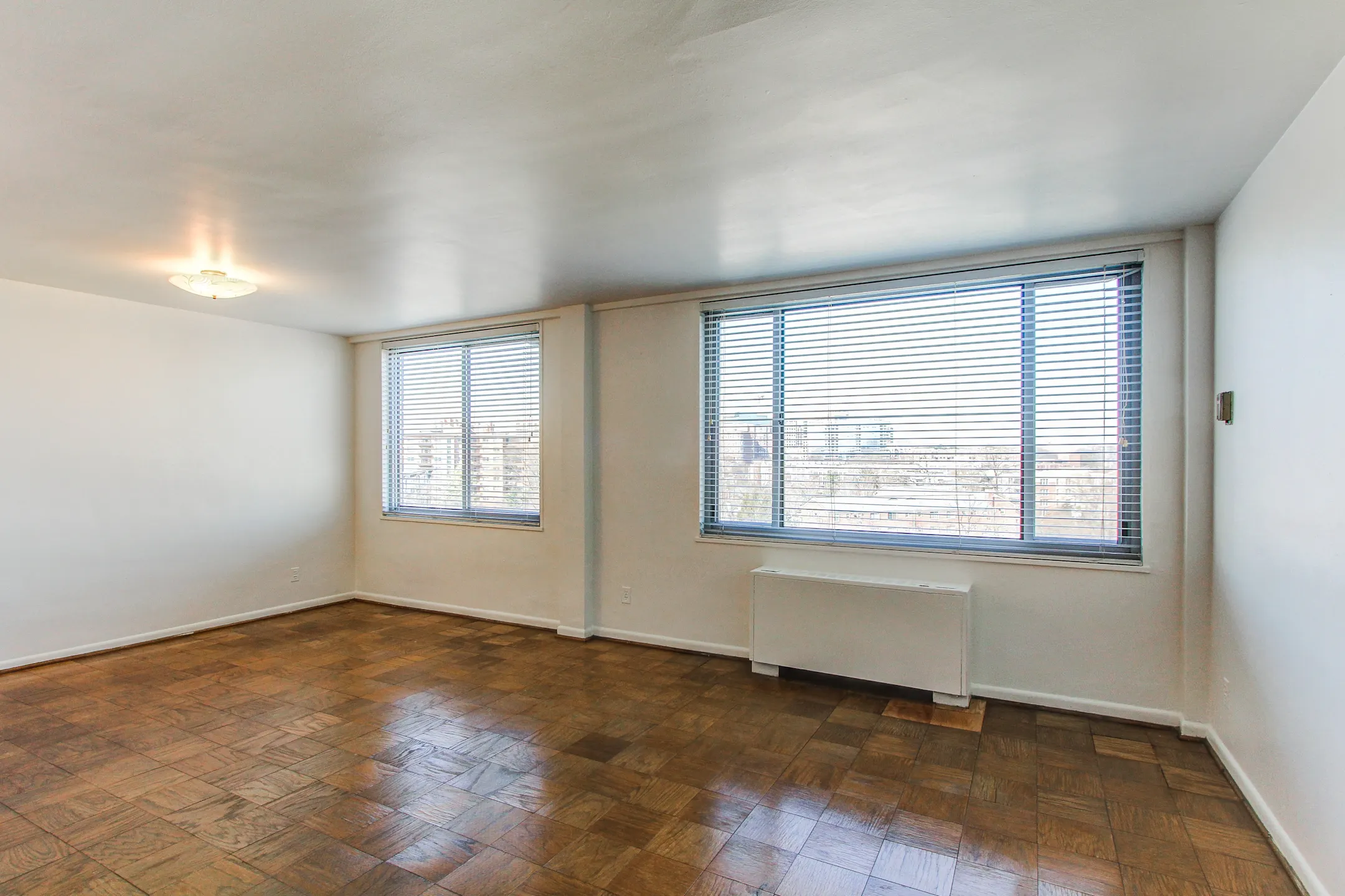 Robin Towers 1215 Fort Myer Dr Arlington, VA Apartments for Rent