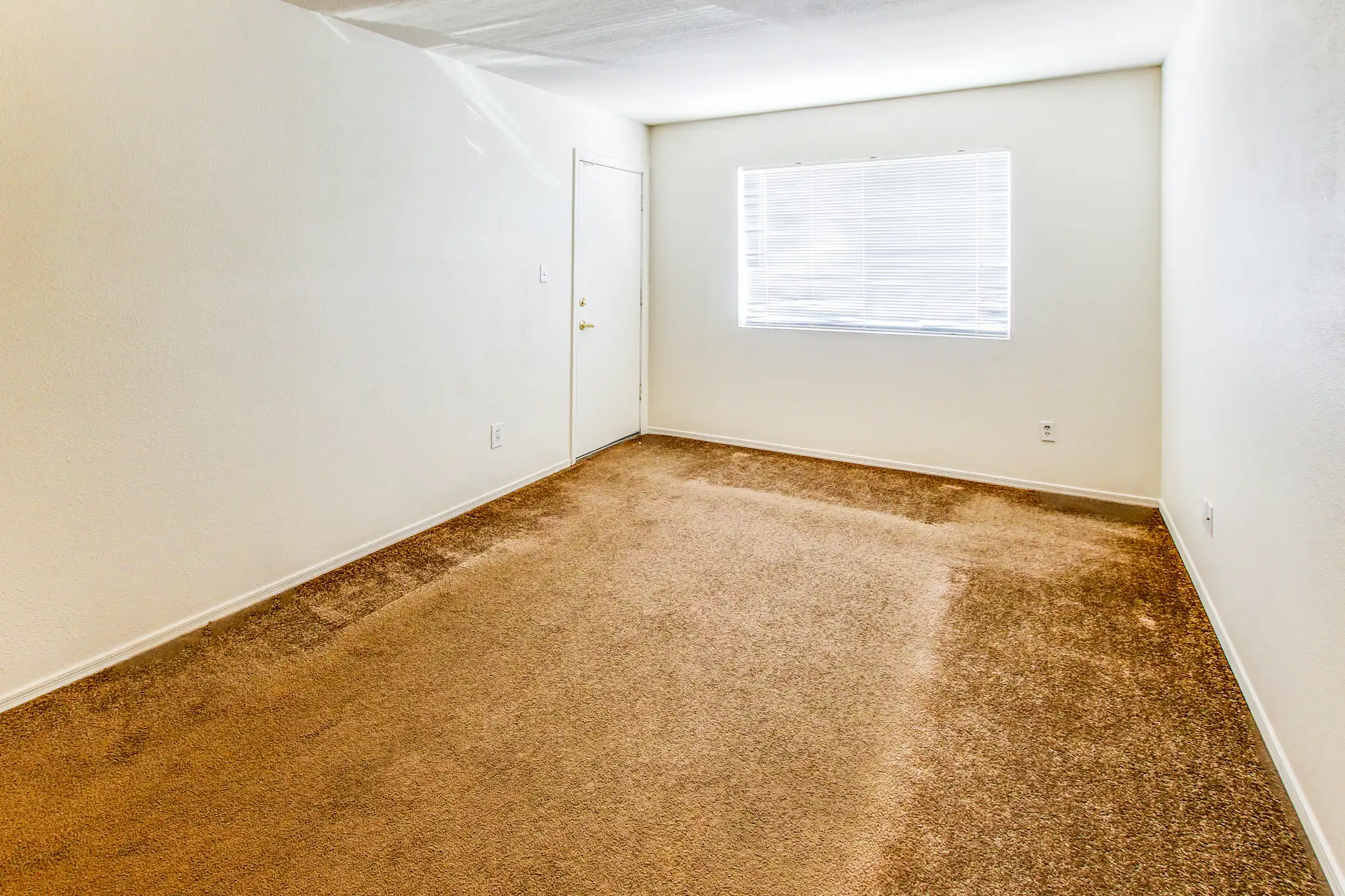 Casa De Roman 514 W Yucca St Somerton, AZ Apartments for Rent Rent.