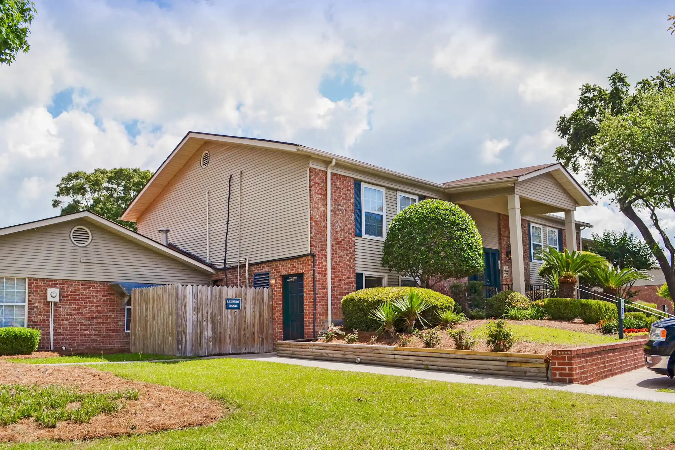 Park Place 5820 Murray Dr Hanahan, SC Apartments for Rent Rent.