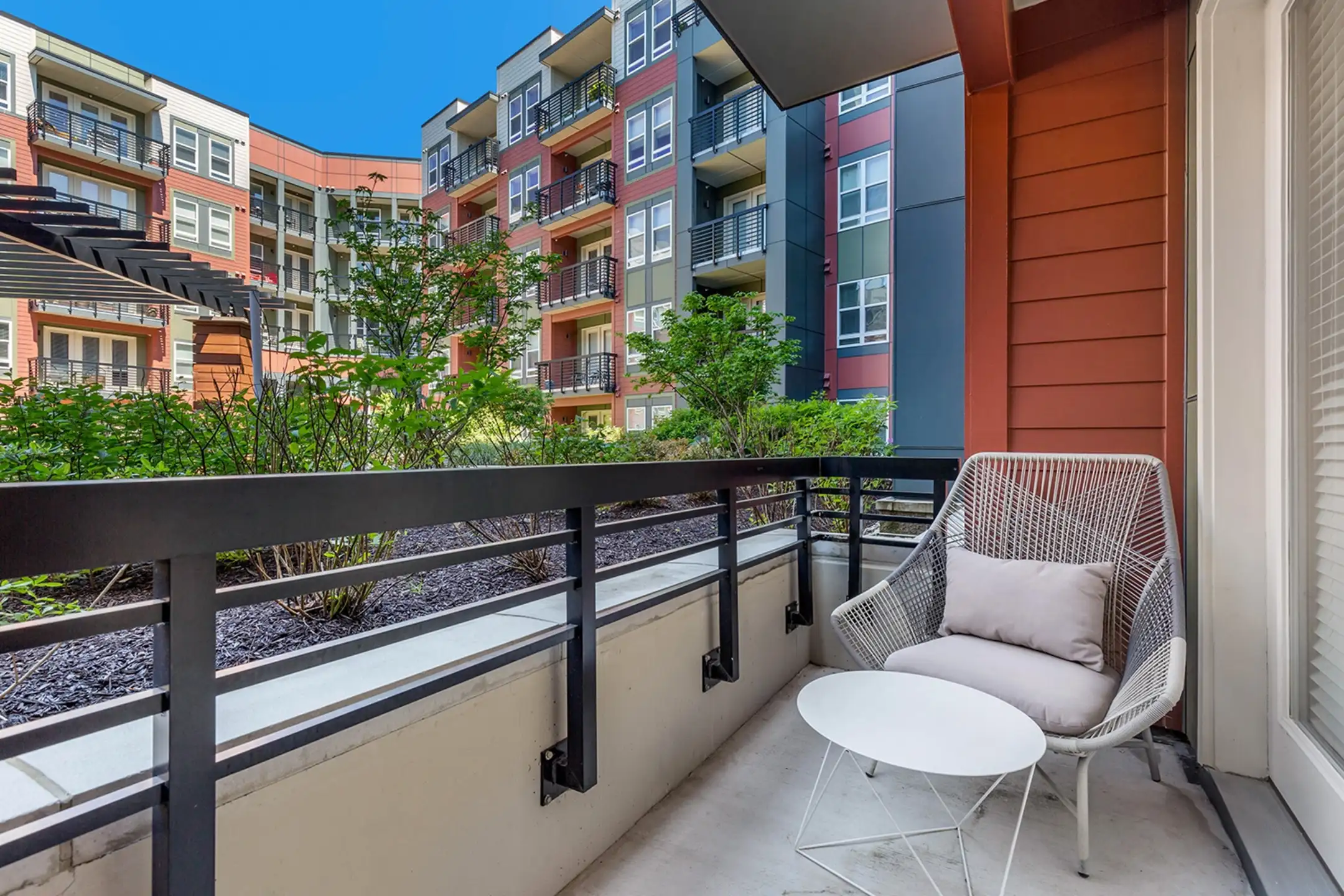 The James Apartments Annapolis, MD 21401