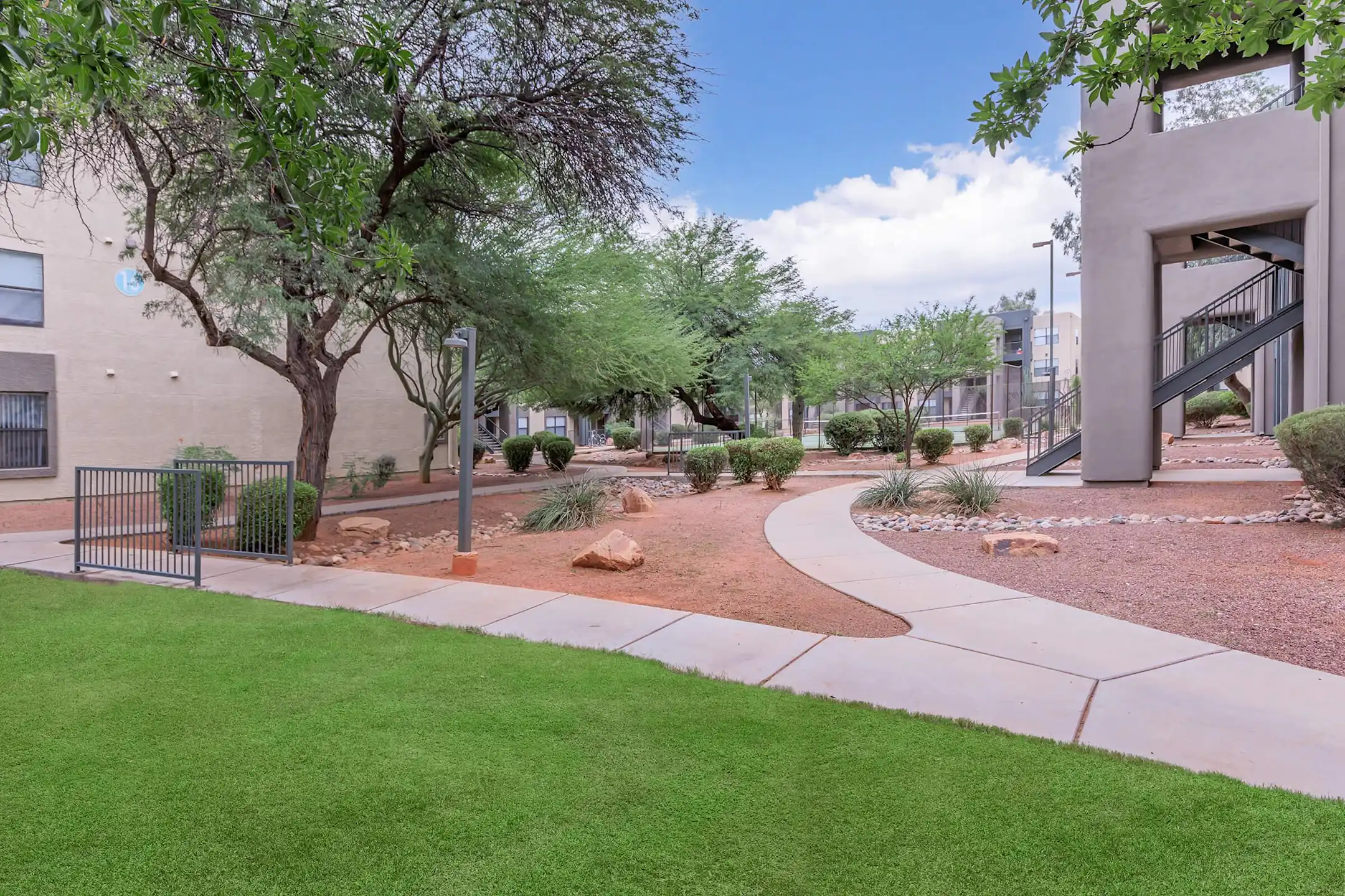 Riverwalk Luxury Apartments Apartments Tucson, AZ 85719