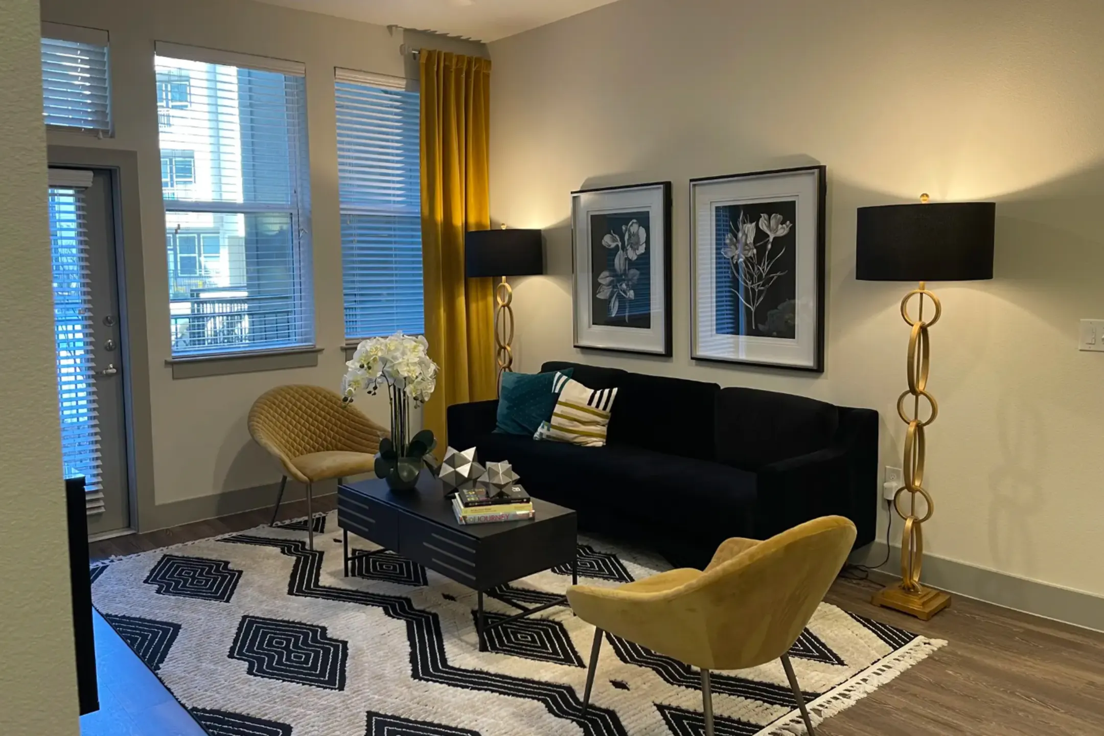 Frankford Station 1700 W Frankford Rd Carrollton, TX Apartments for