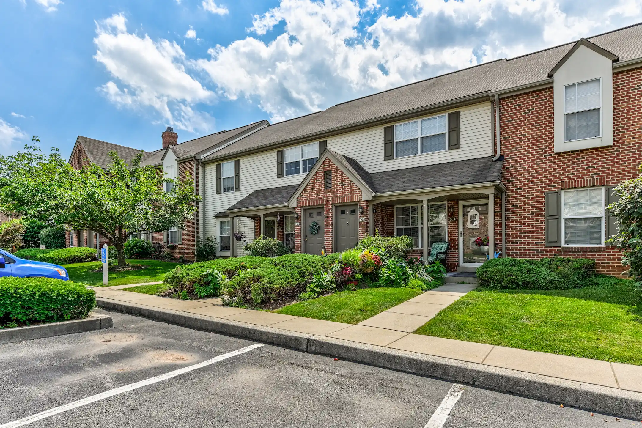 Building - Reserve at Reed Farm - Reading, PA