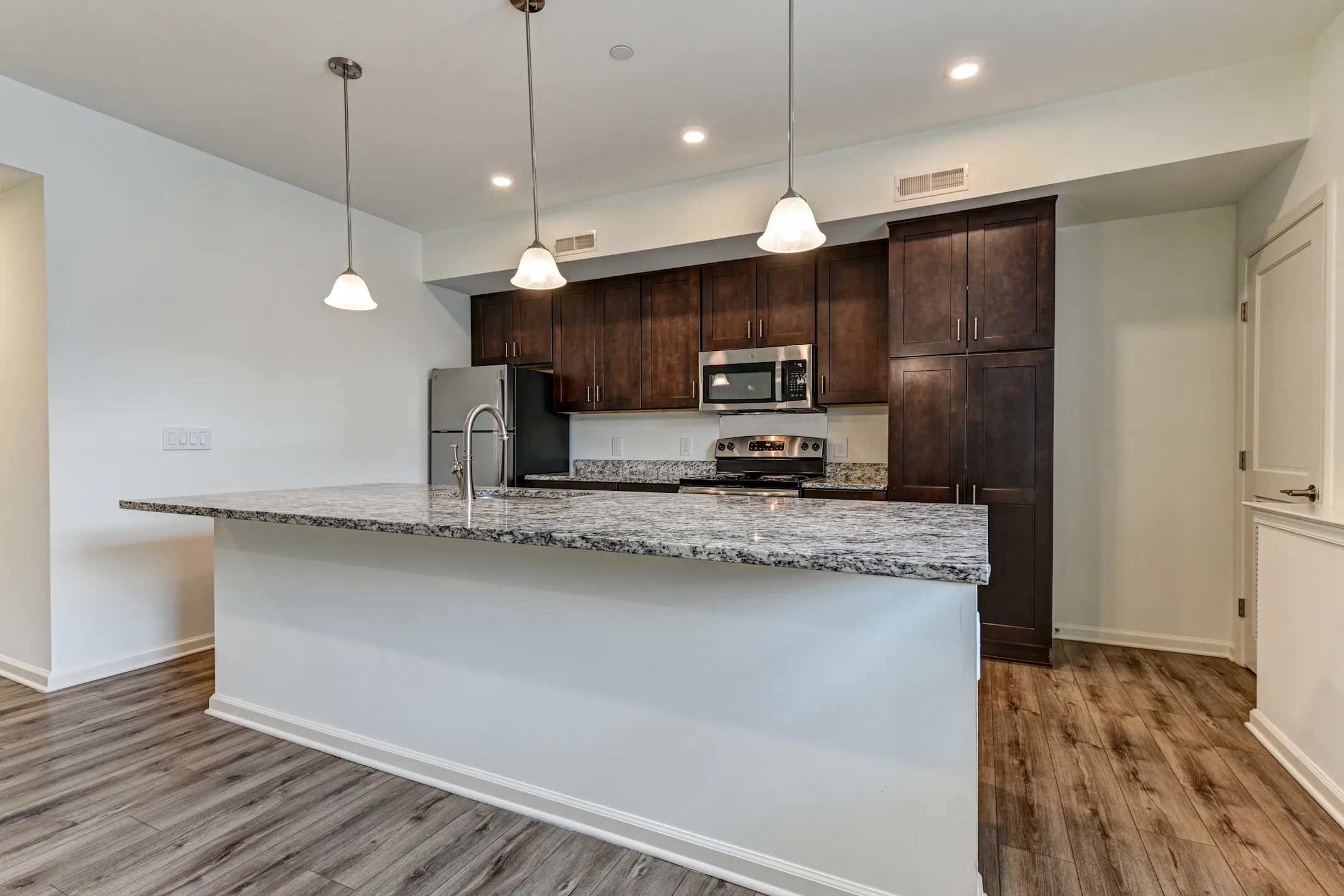 Plymouthtowne Apartments 349 Chilton Ct Plymouth Meeting, PA