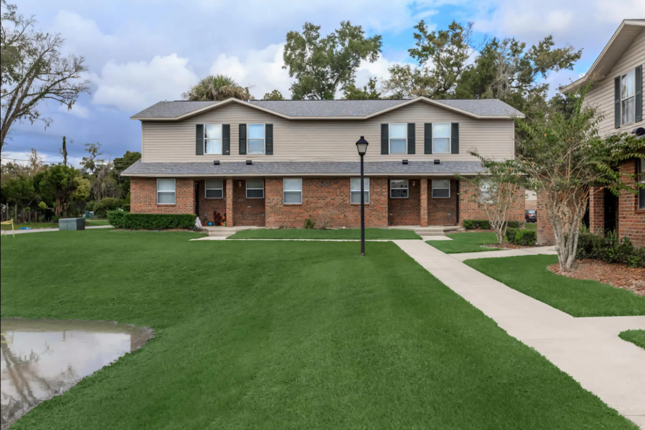 Whispering Oaks Apartments 240 Whispering Oaks Ct Orange City, FL