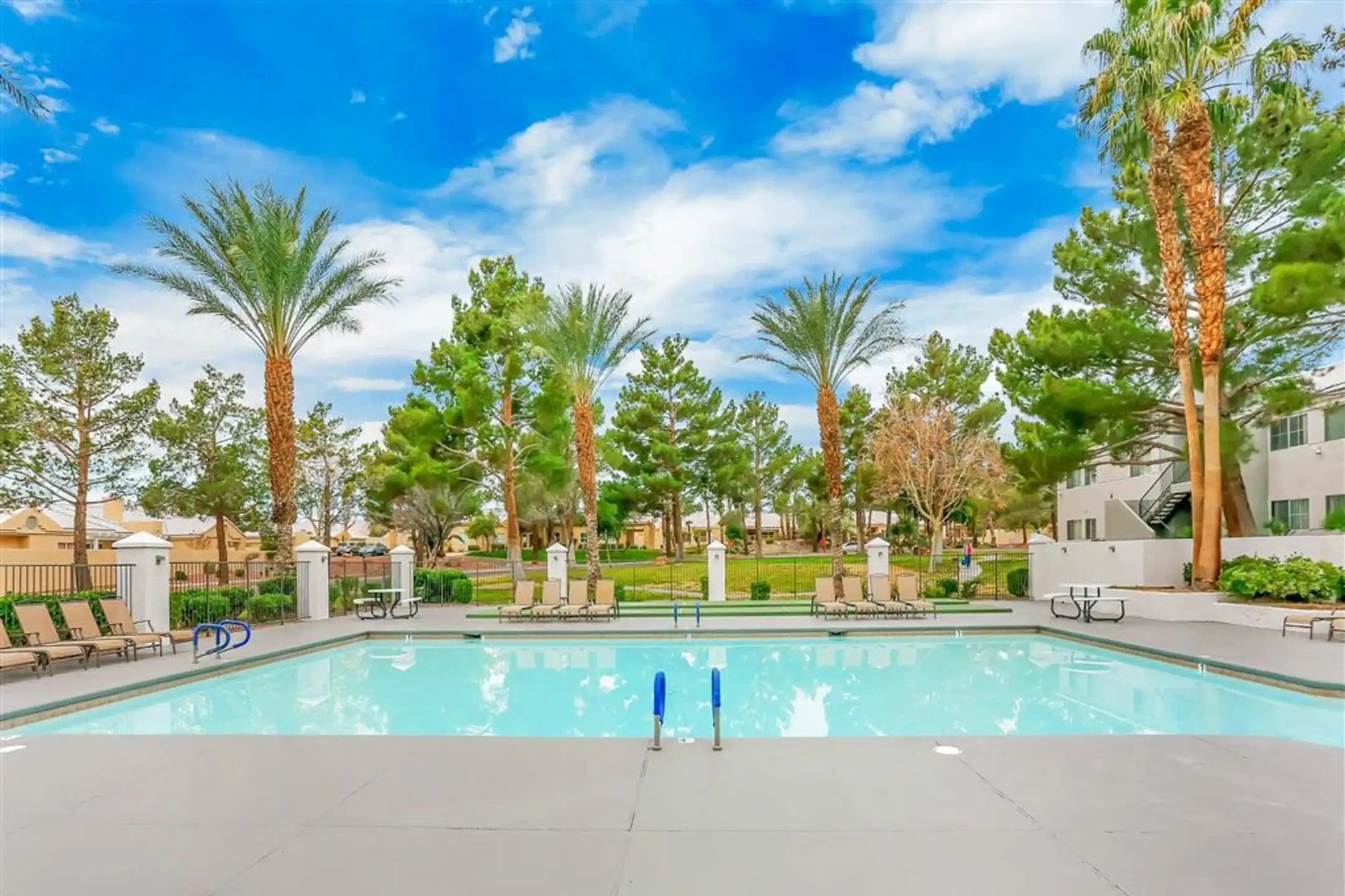 Country Club at The Meadows Senior Living (55+) - Las Vegas, NV