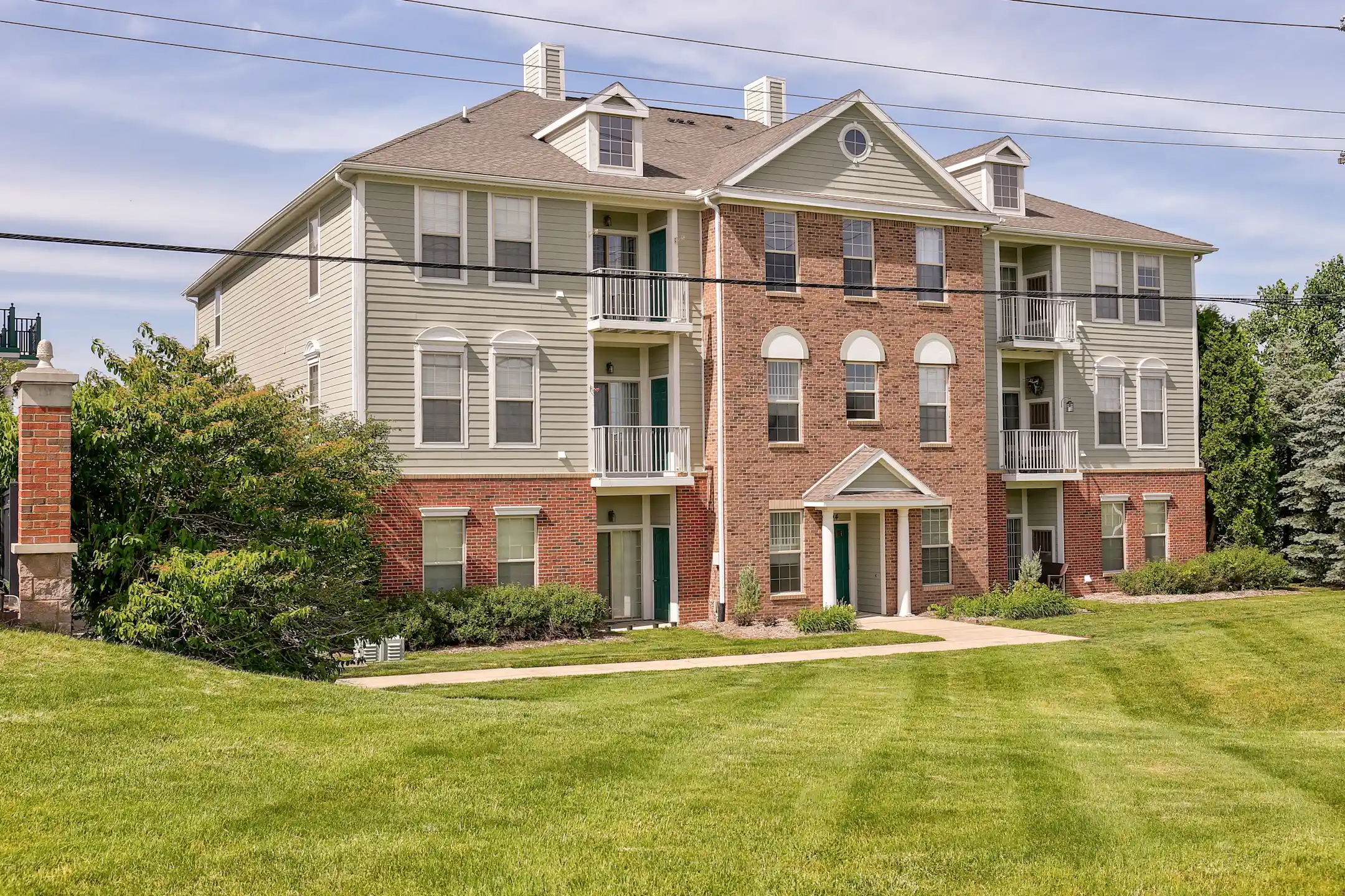 Town Commons Apartments Howell, MI 48855