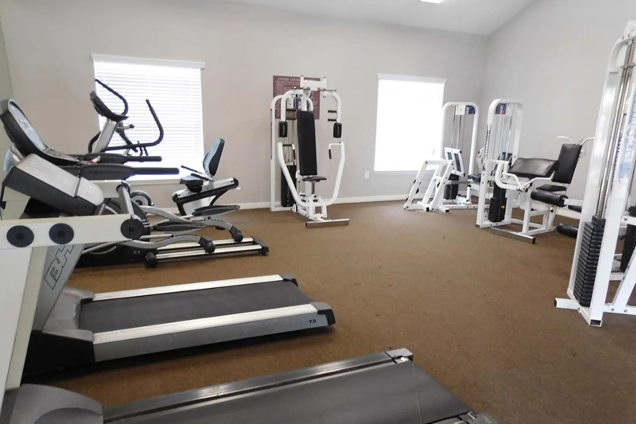 Fitness Weight Room - Compton Place At Tampa Palms - Tampa, FL