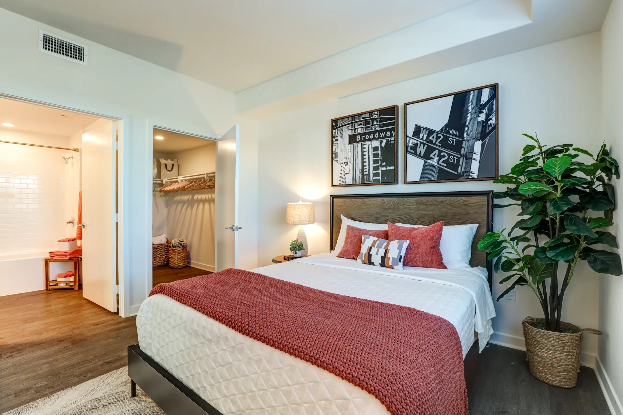 Rendezvous Apartments 30075 Rancho California Road Temecula, CA