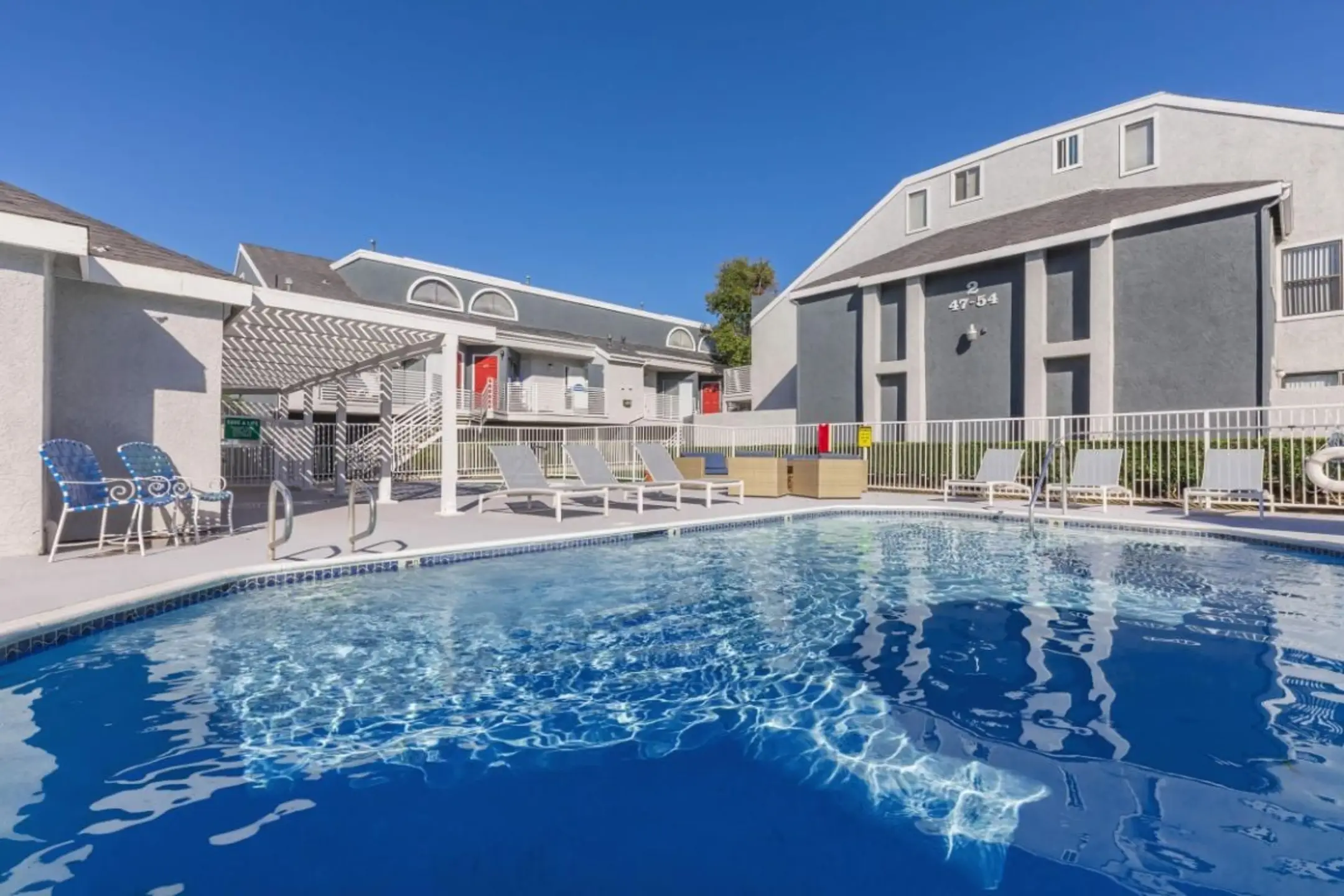 Madison Park Apartments - Riverside, CA