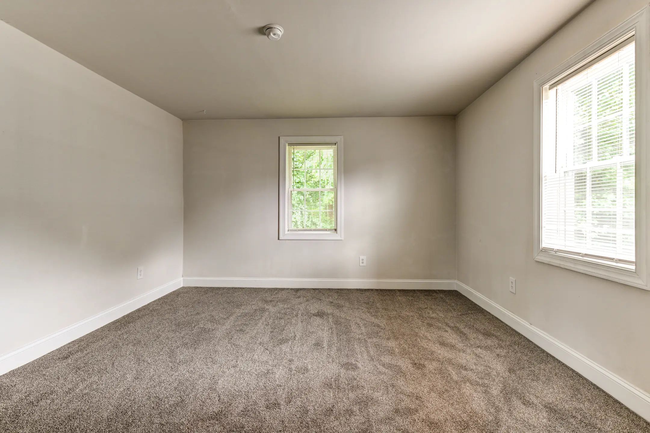 Village Square Apartments Mount Holly, NJ 08060