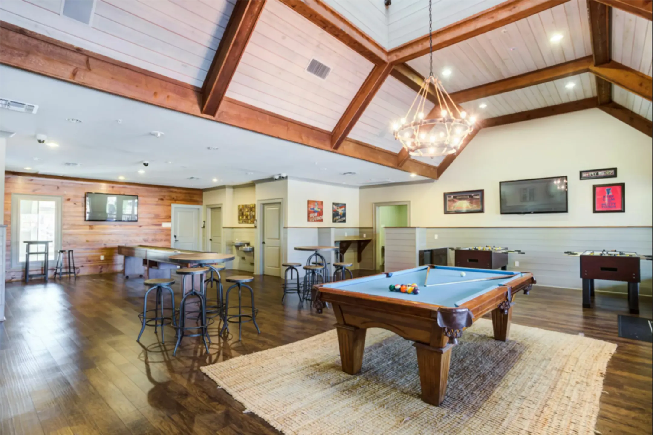 College Town Oxford 2405 Anderson Road Oxford, MS Apartments for