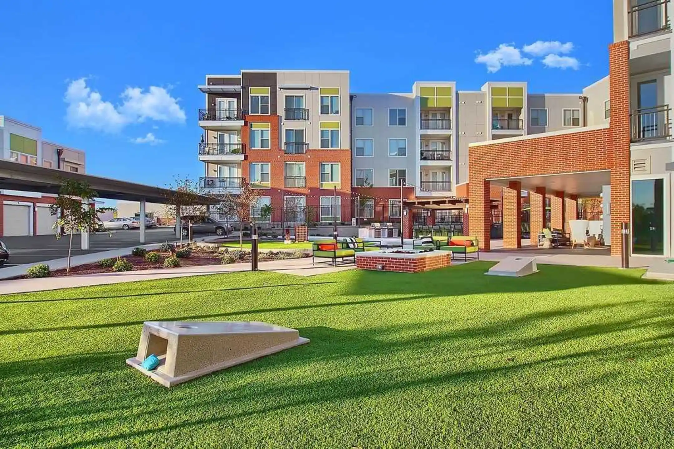 The Vue at Creve Coeur - Creve Coeur, MO