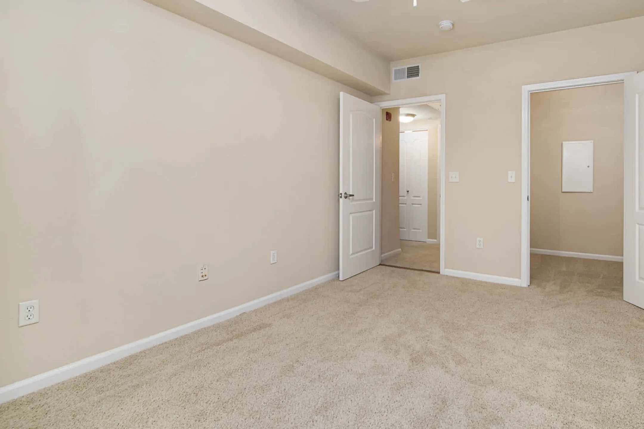 Park Place at San Mateo Apartments San Mateo, CA 94403