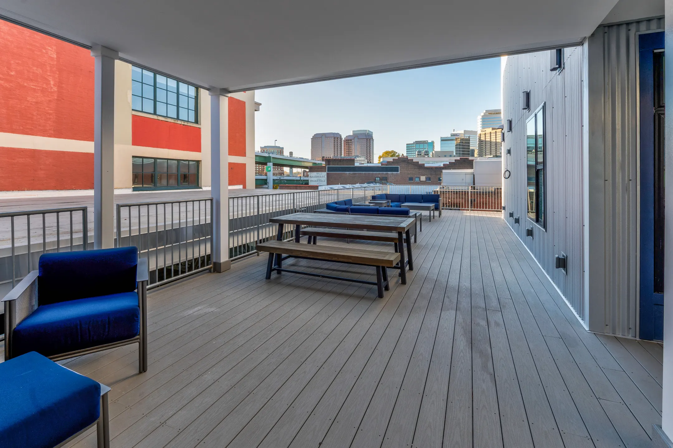 Patio / Deck - The Flats at Canal Crossing - Richmond, VA