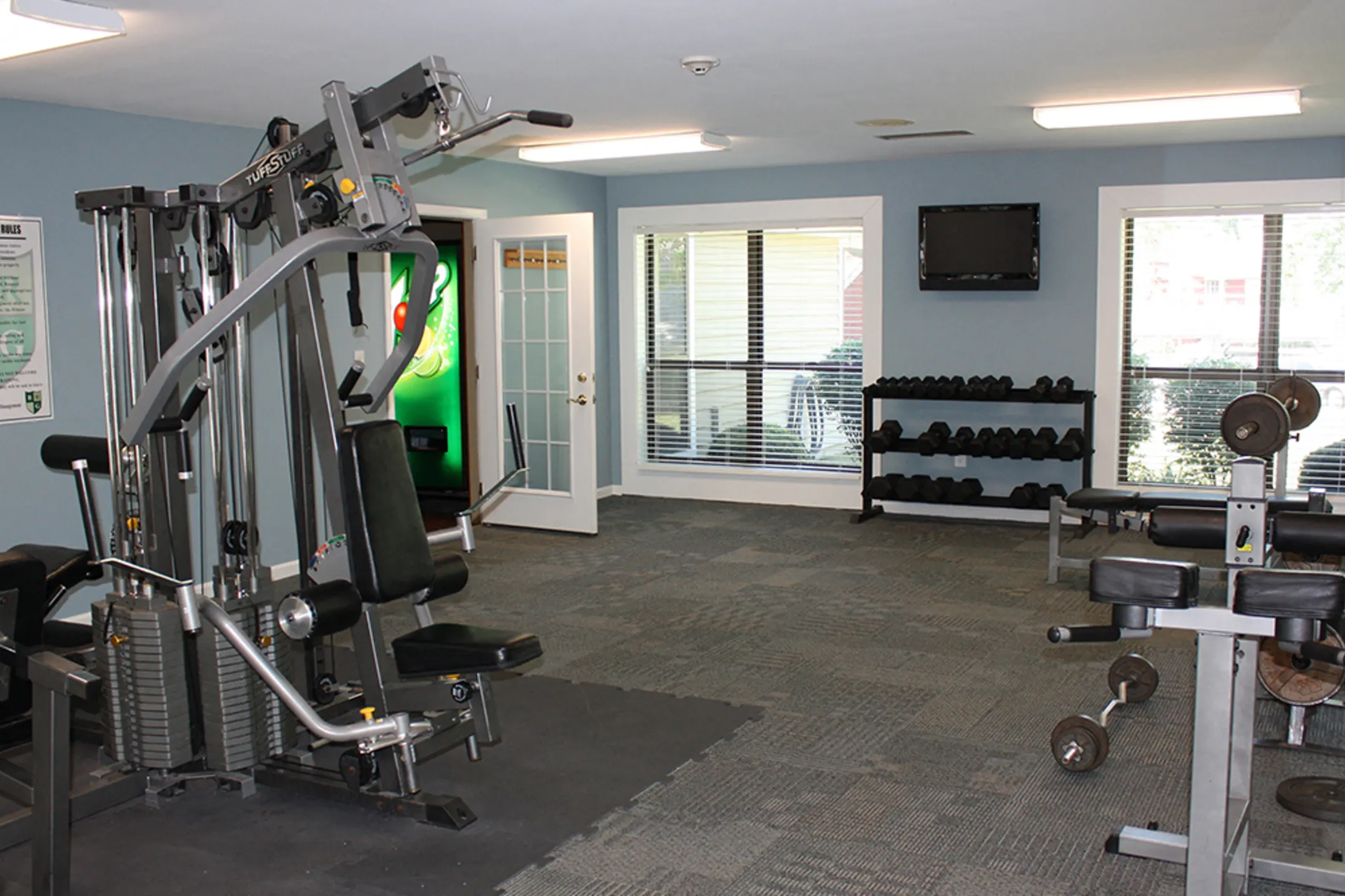 Fitness Weight Room - Deercross Apartments - Blue Ash, OH