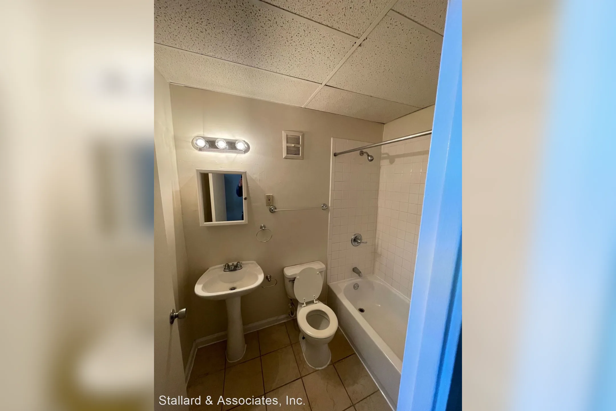 Bathroom - St. Agnes Apartments - Indianapolis, IN