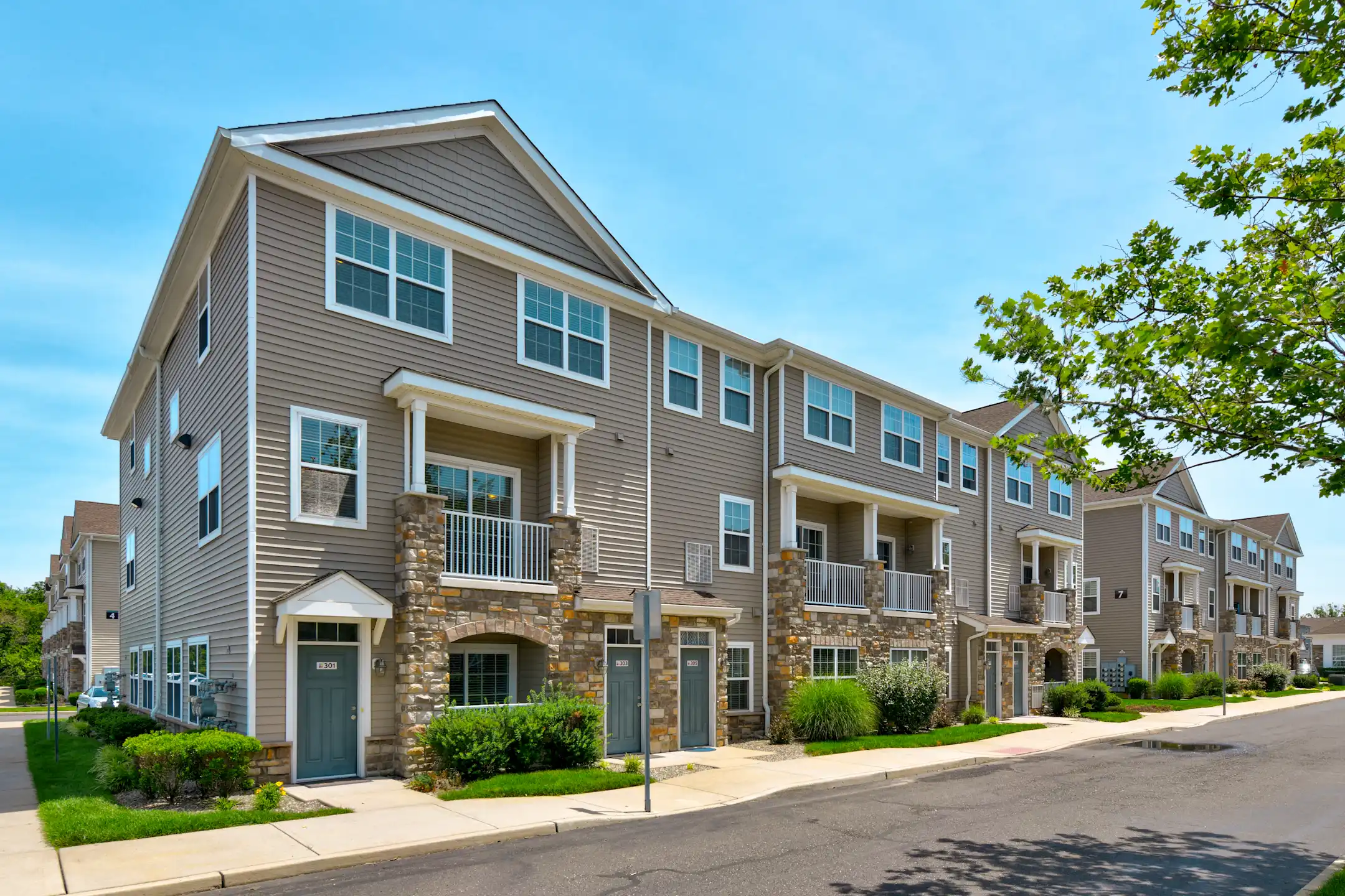 The Avery 10 Lincoln Square Willingboro, NJ Apartments for Rent Rent.