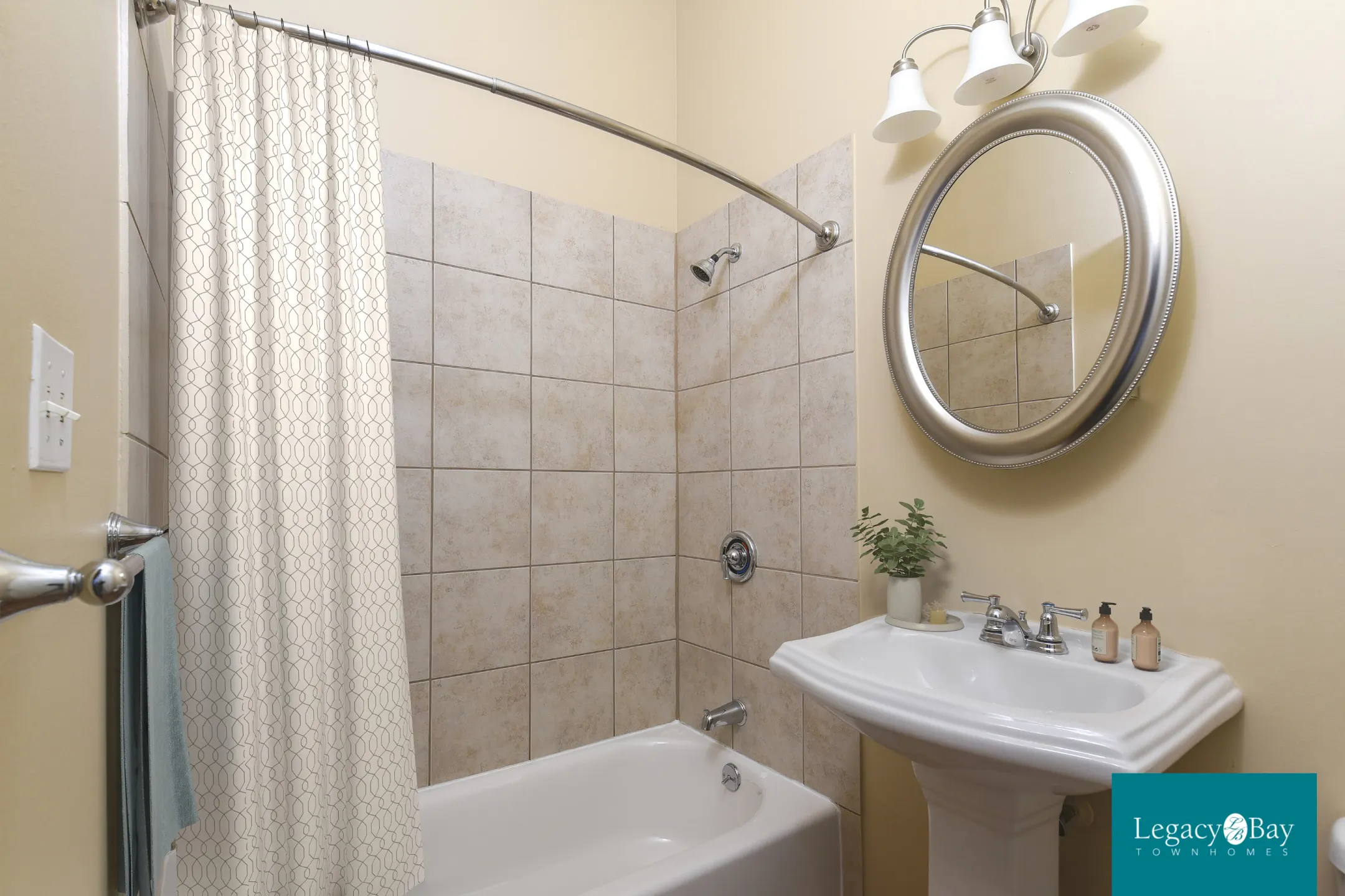 Bathroom - Legacy Bay Townhomes - Binghamton, NY