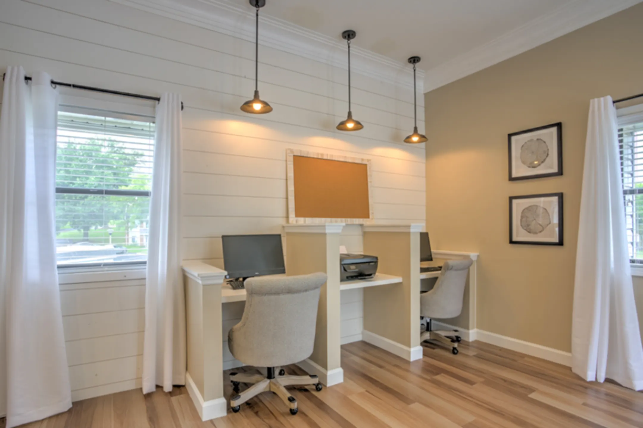 Heatherton Estates Apartments Florissant, MO 63033