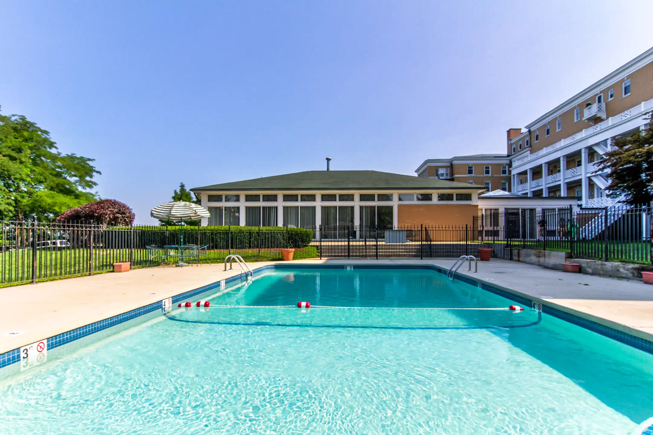 The Highlands 1800 Highland Ave Fall River, MA Apartments for Rent