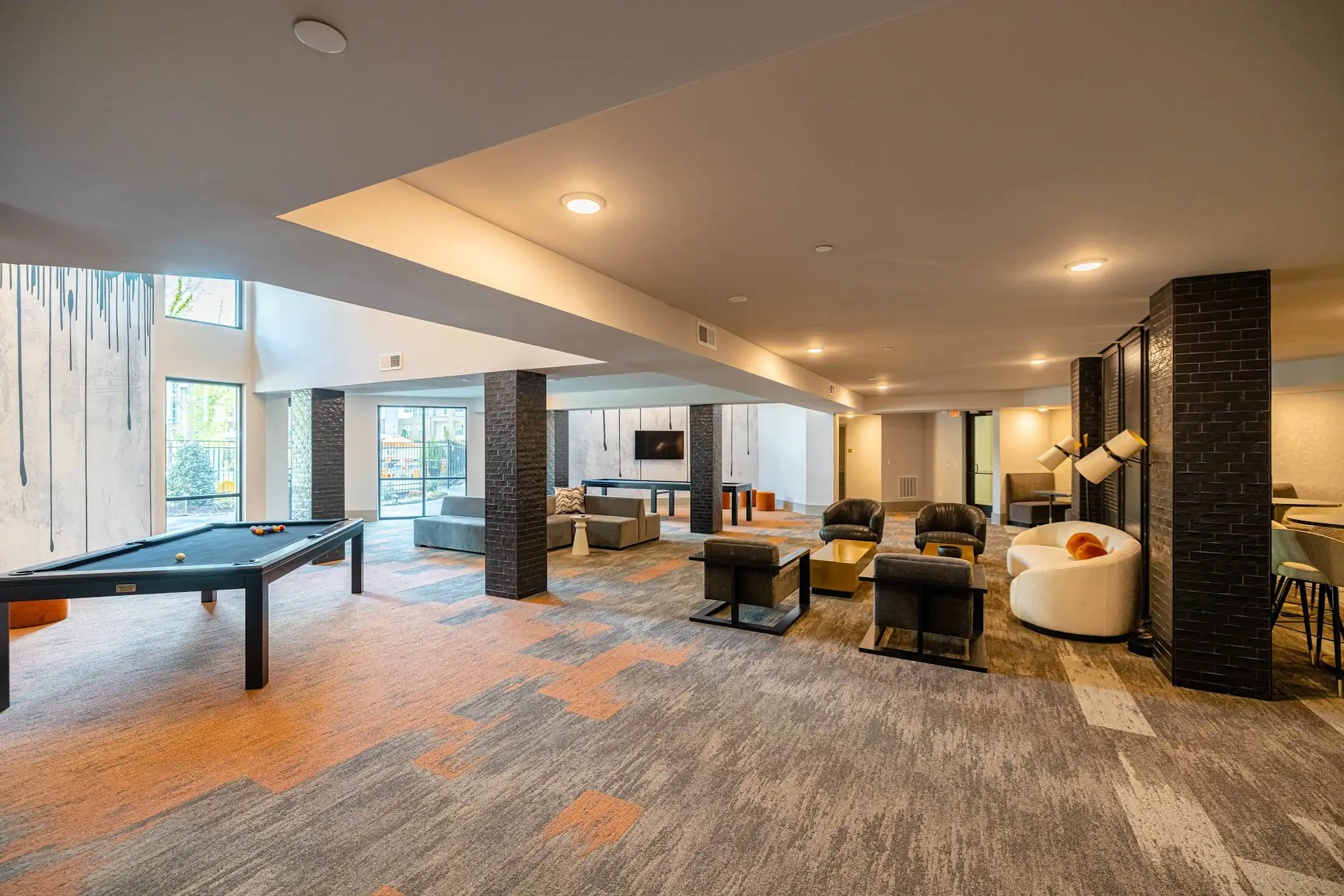 Linz Holly Springs 4501 Holly Springs Pkwy Holly Springs, GA