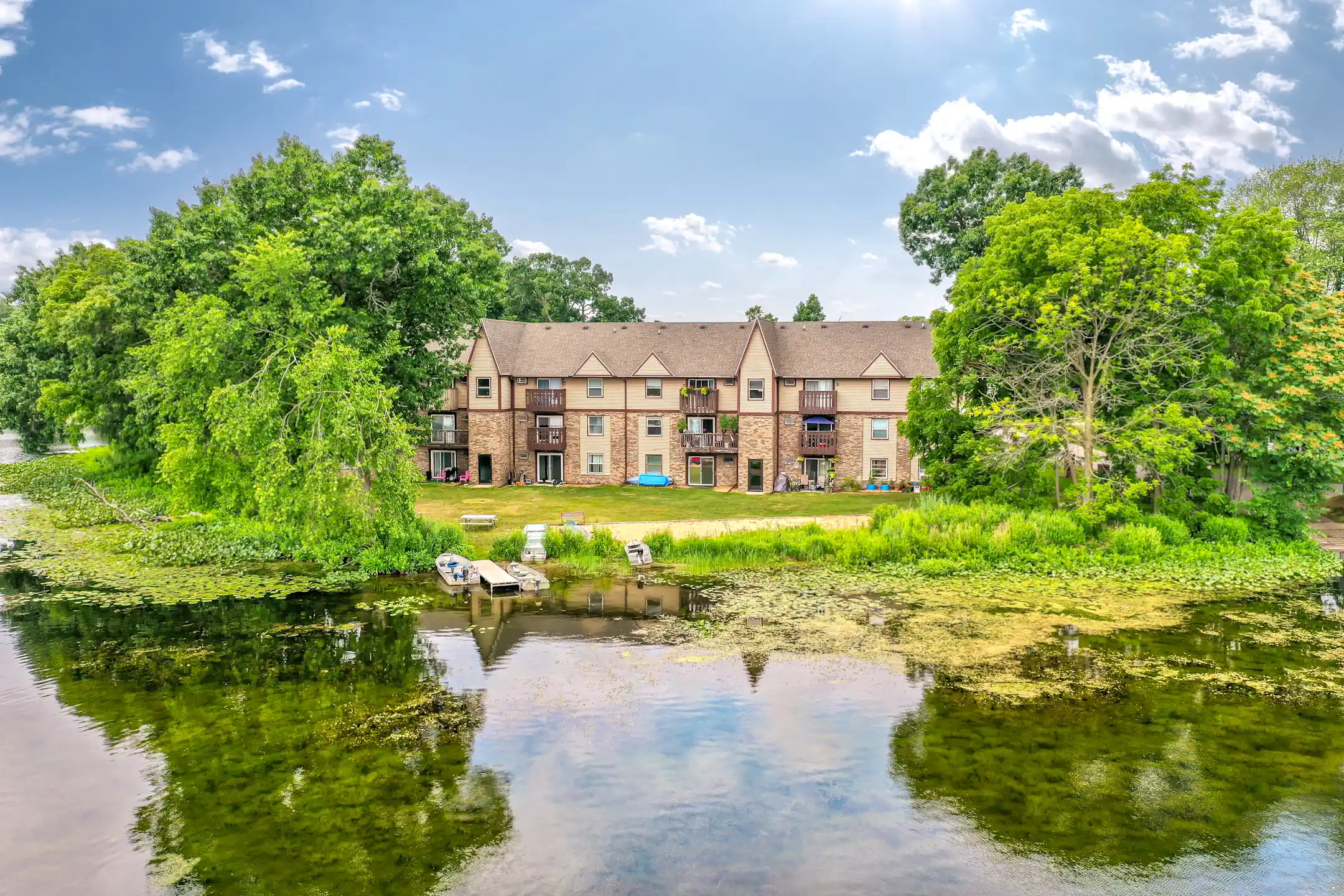 Sunset Lake Apartments 343 Frakes St Vicksburg, MI Apartments for