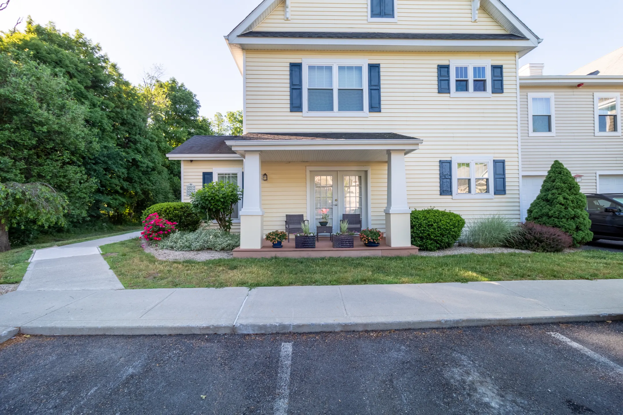 Brookside Meadows 10100 Brookside Rd Pleasant Valley, NY Apartments