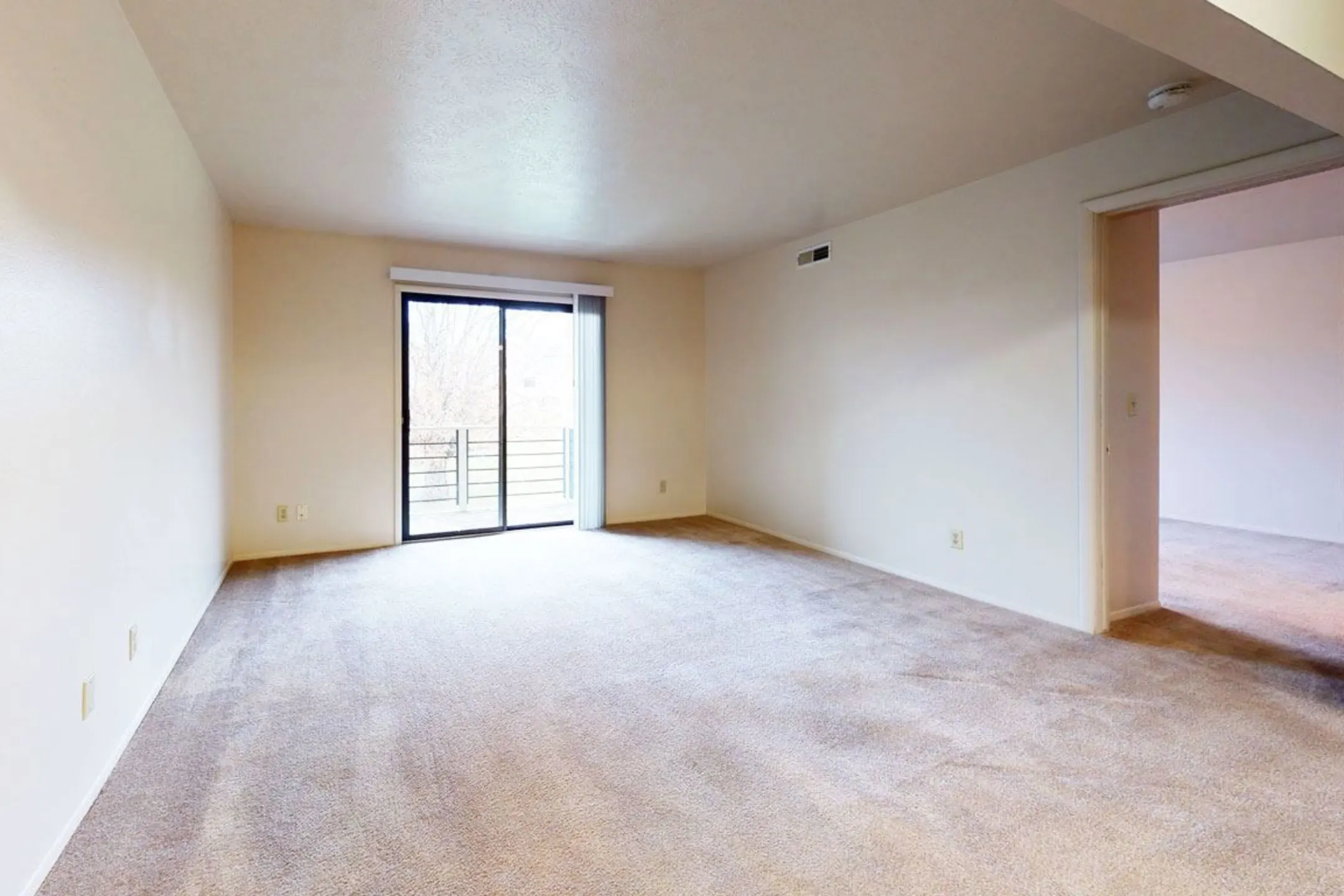 Pine Knoll Apartments Apartments Battle Creek, MI 49014